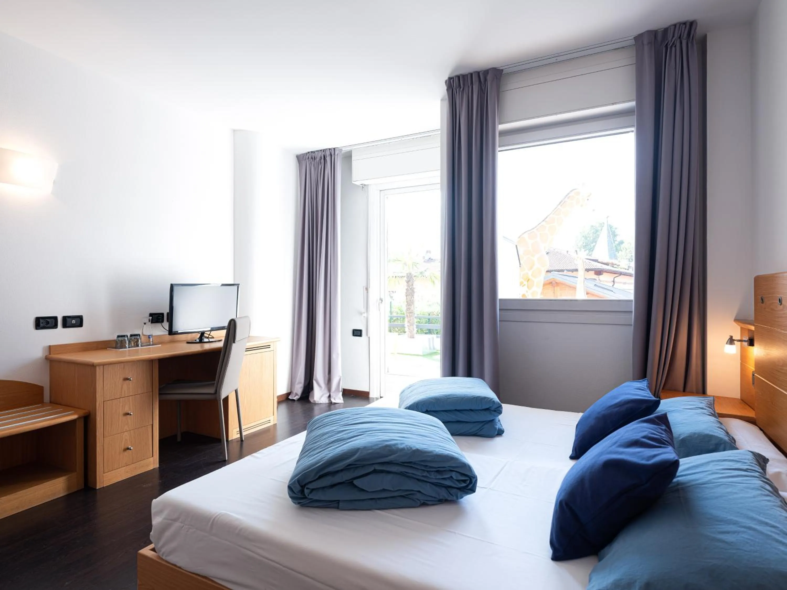 Bed in Hi Hotels Trento - Wellness & Spa Adults Only