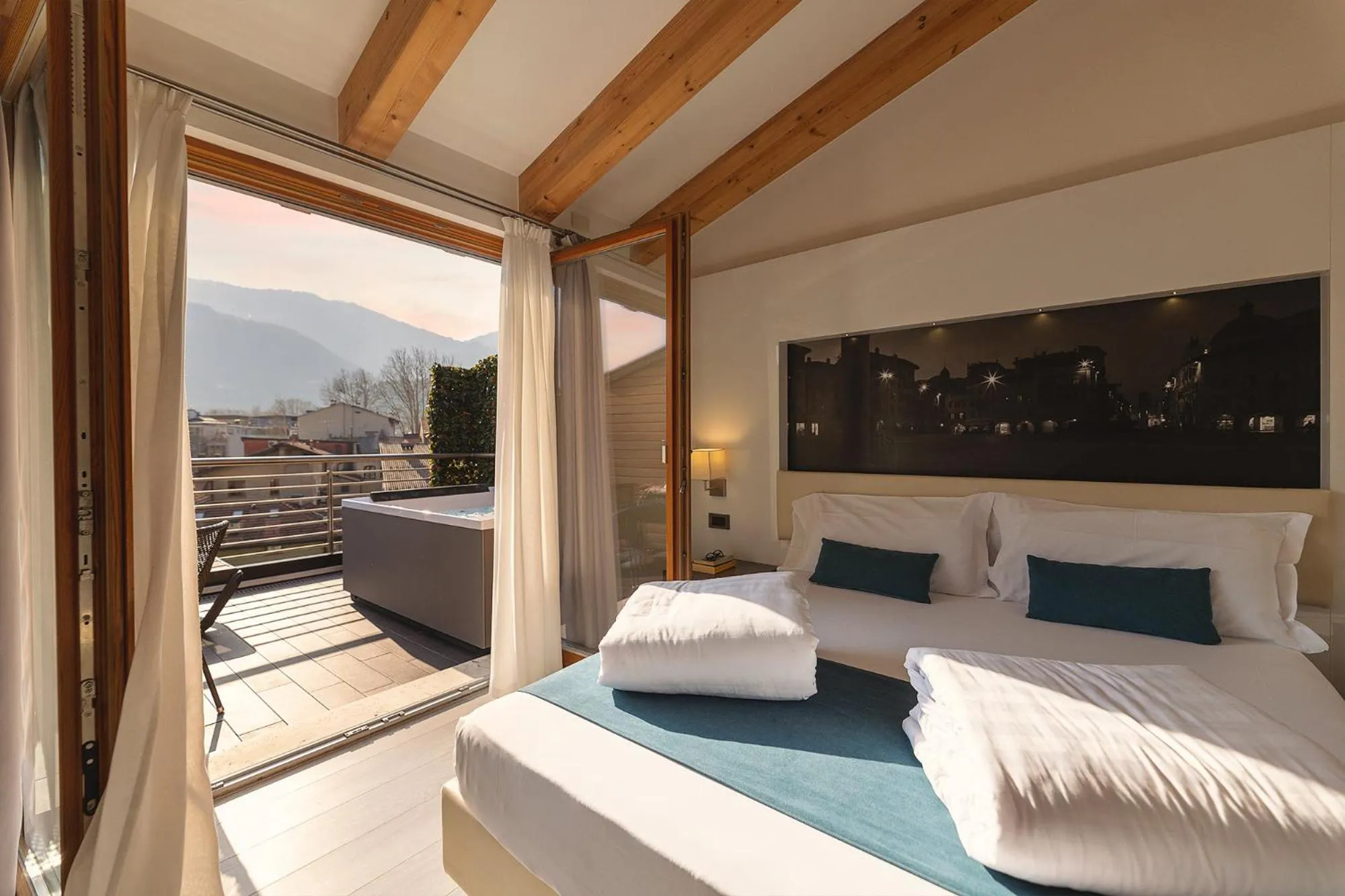 Photo of the whole room, Bed in Hi Hotels Trento - Wellness & Spa Adults Only