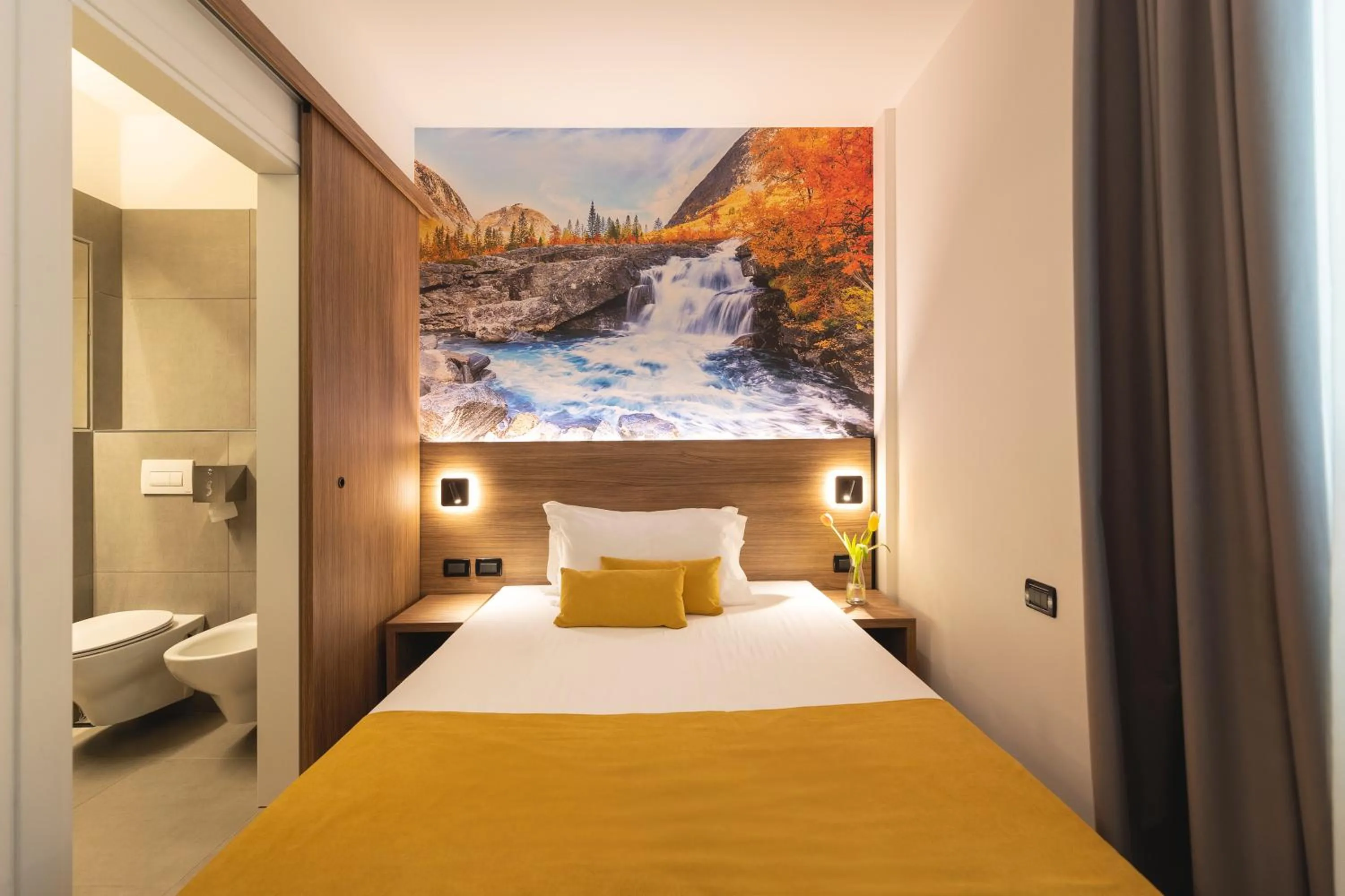 Bed in Hi Hotels Trento - Wellness & Spa Adults Only