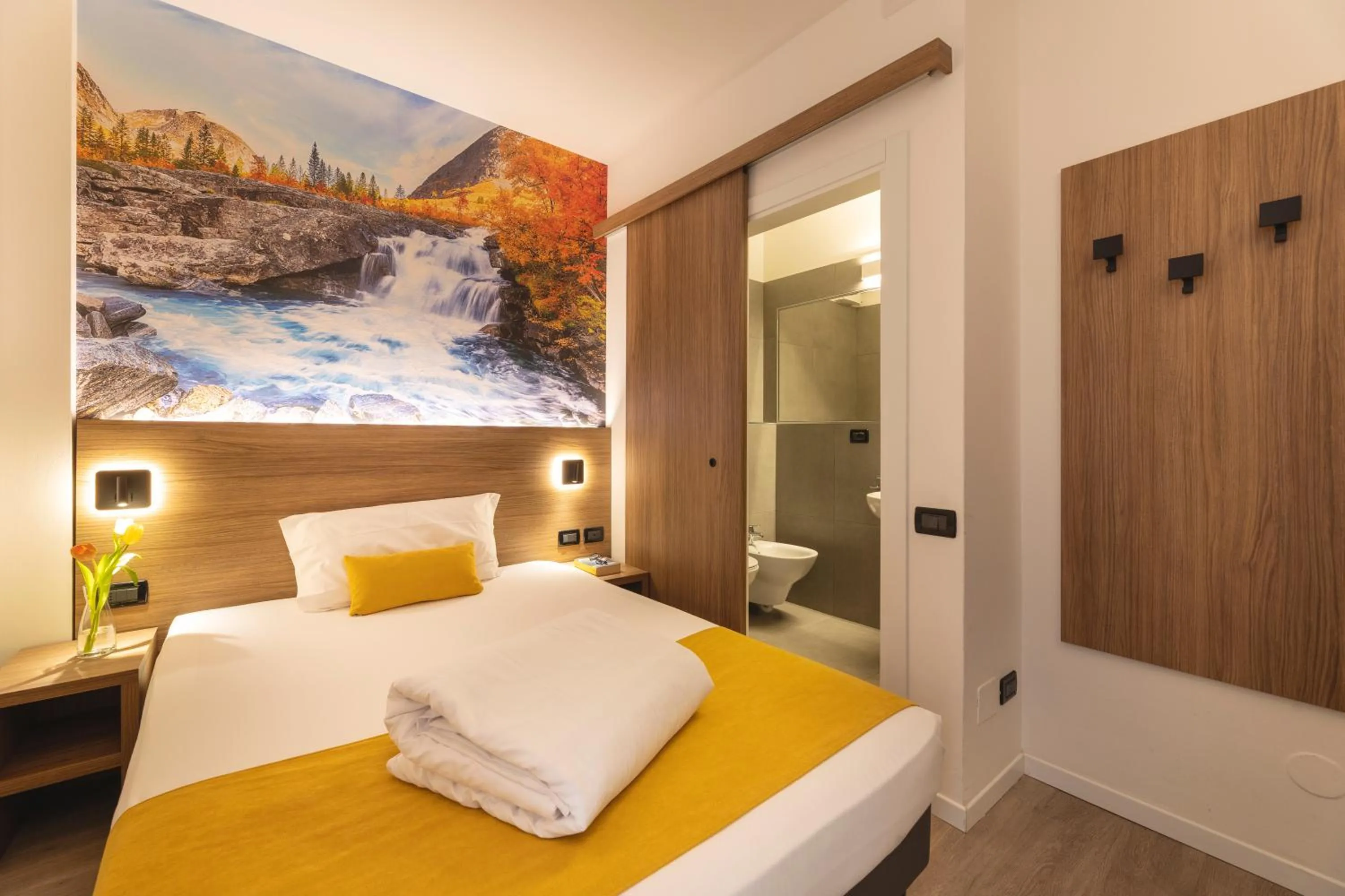 Photo of the whole room, Bed in Hi Hotels Trento - Wellness & Spa Adults Only