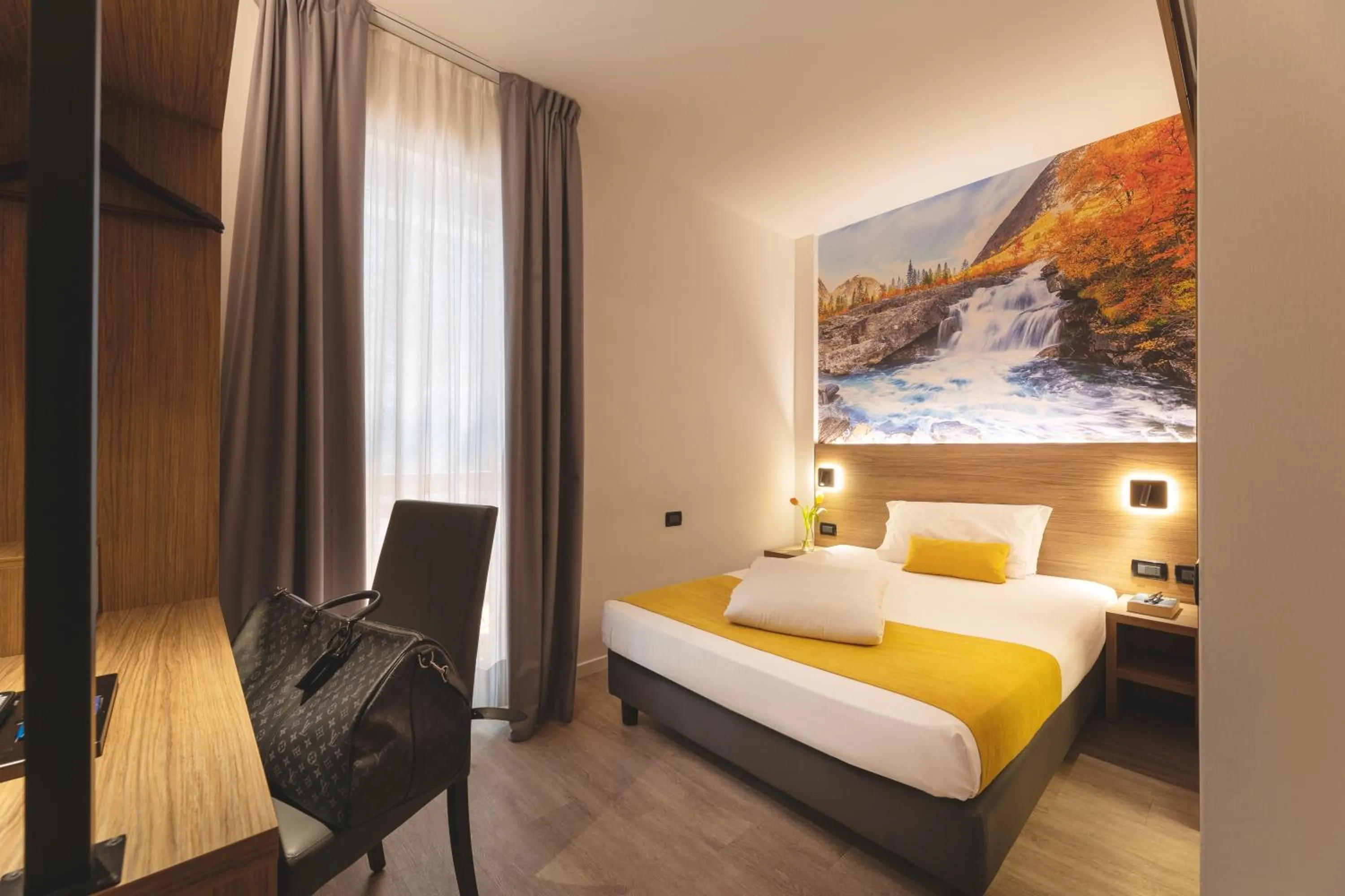 Photo of the whole room, Bed in Hi Hotels Trento - Wellness & Spa Adults Only