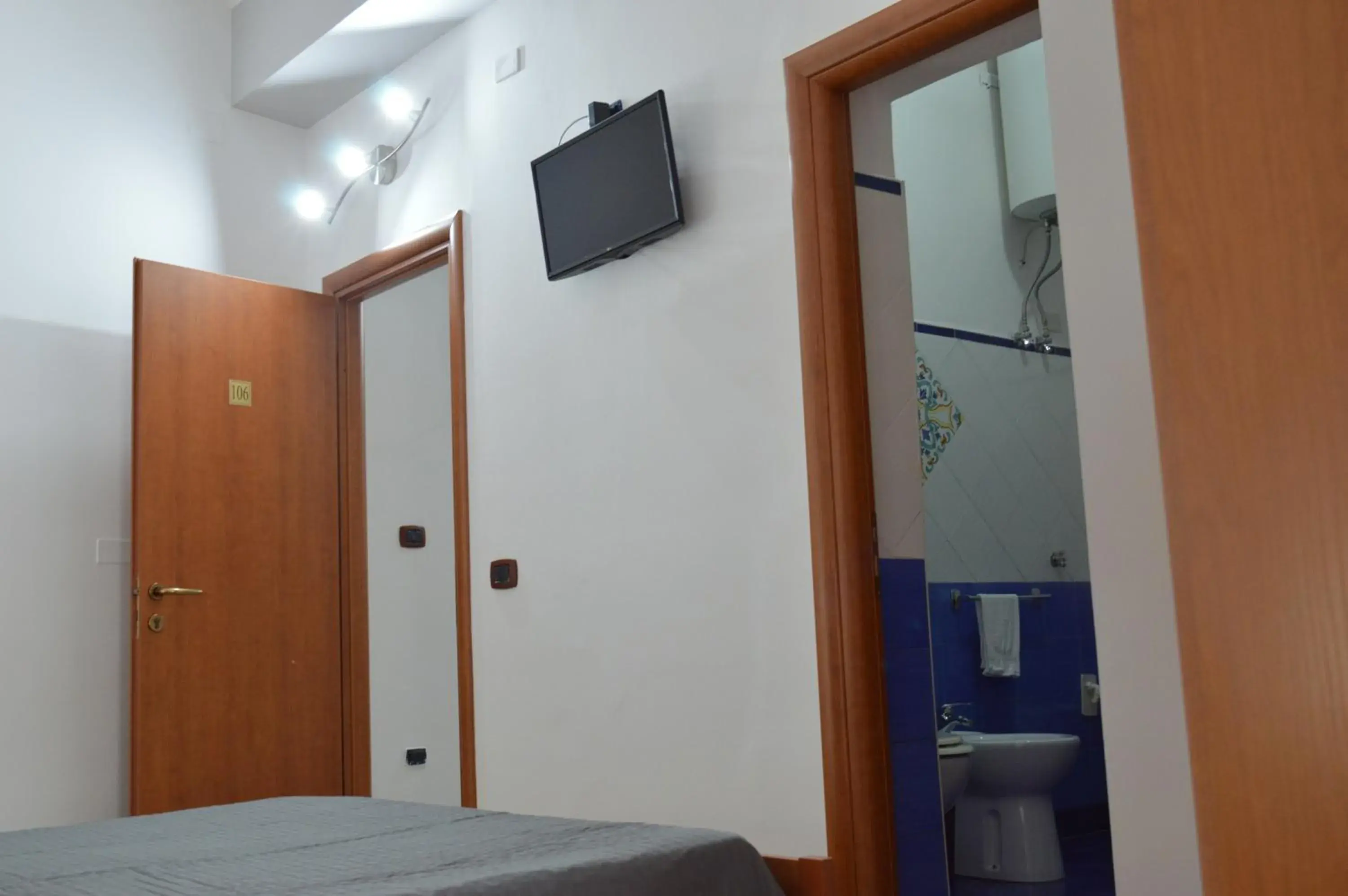 Triple Room in B&B Scalea Rooms Triple Room in B&B Scalea Rooms