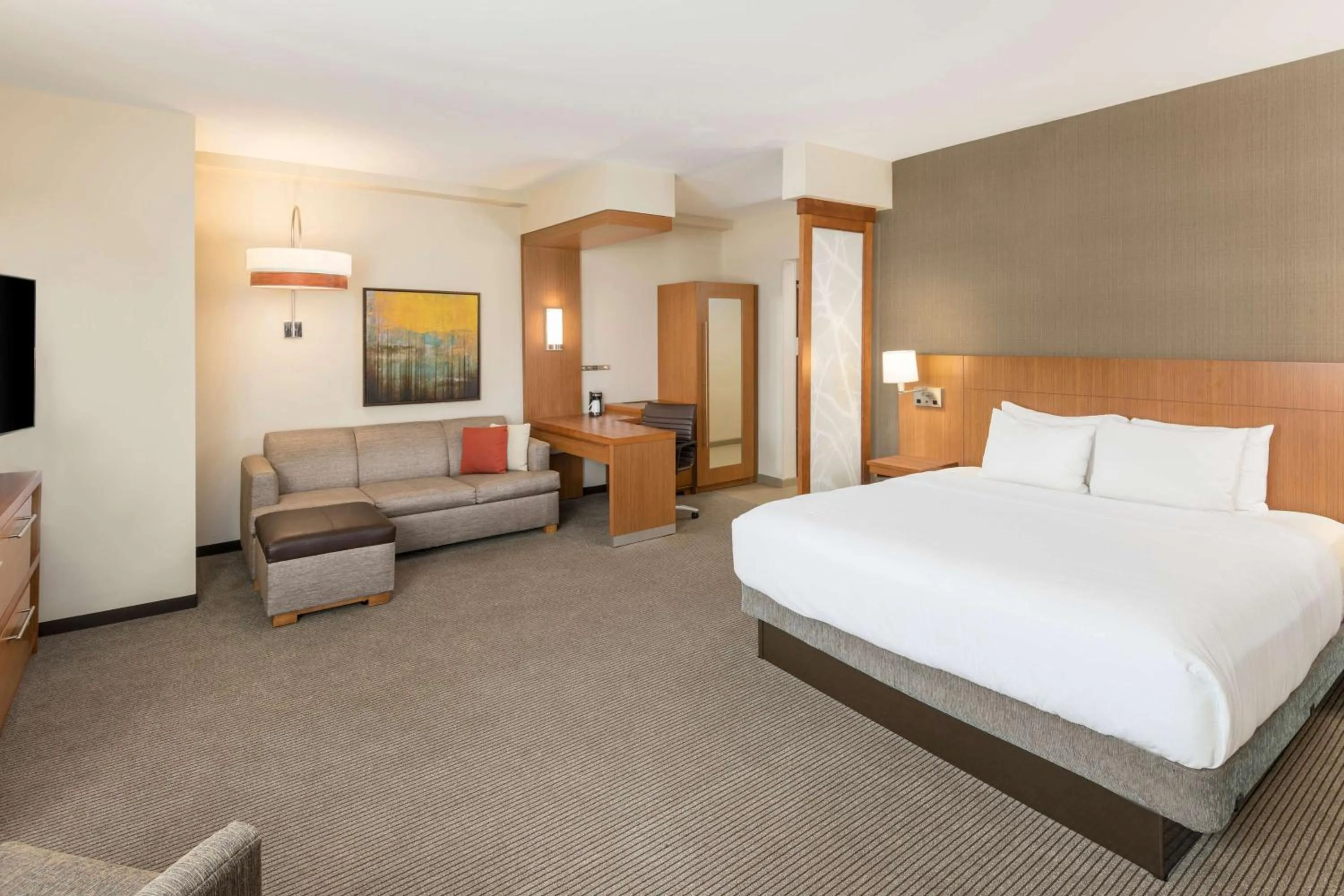 Bedroom, Bed in Hyatt Place Greenville Downtown