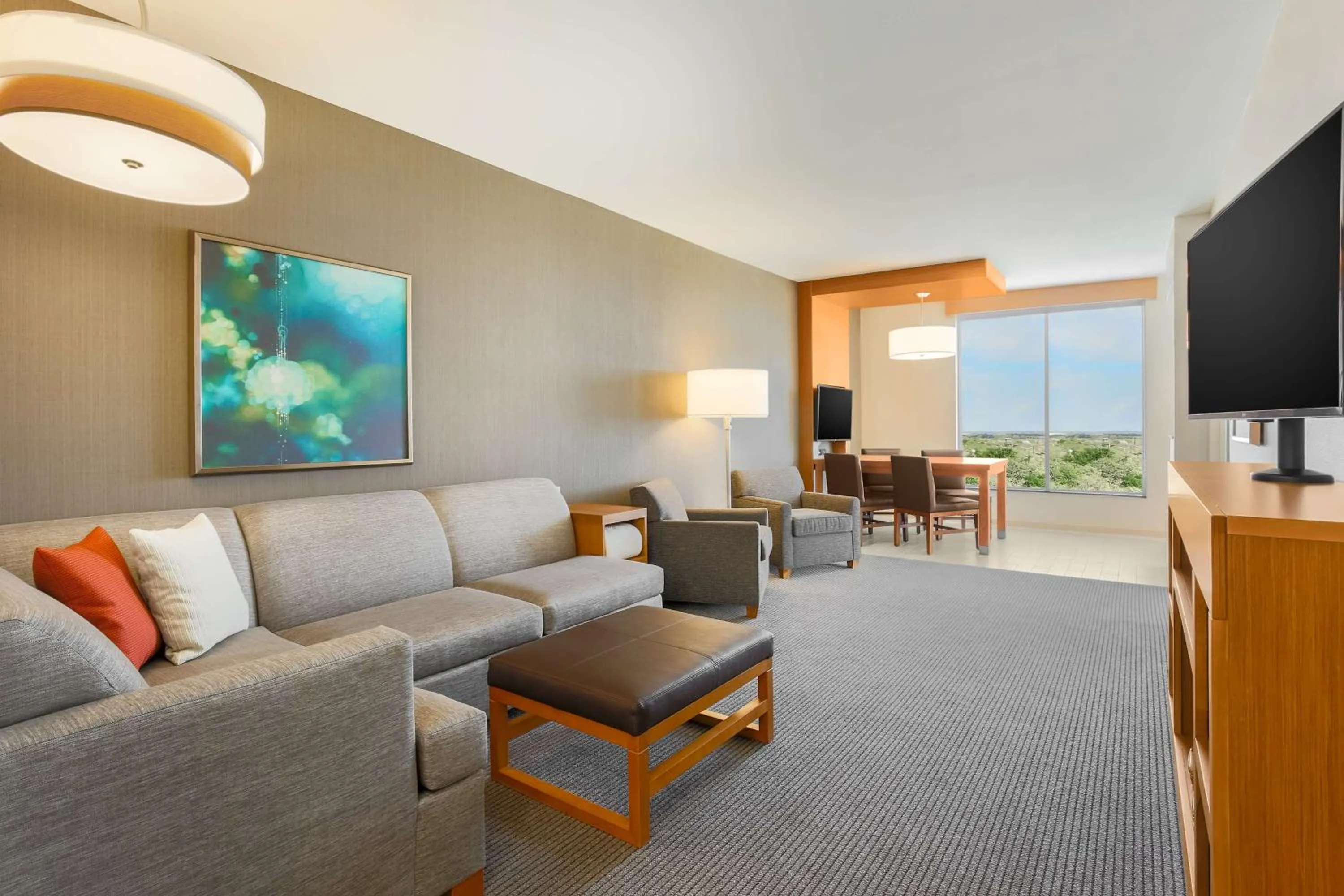 Photo of the whole room in Hyatt Place Austin Cedar Park