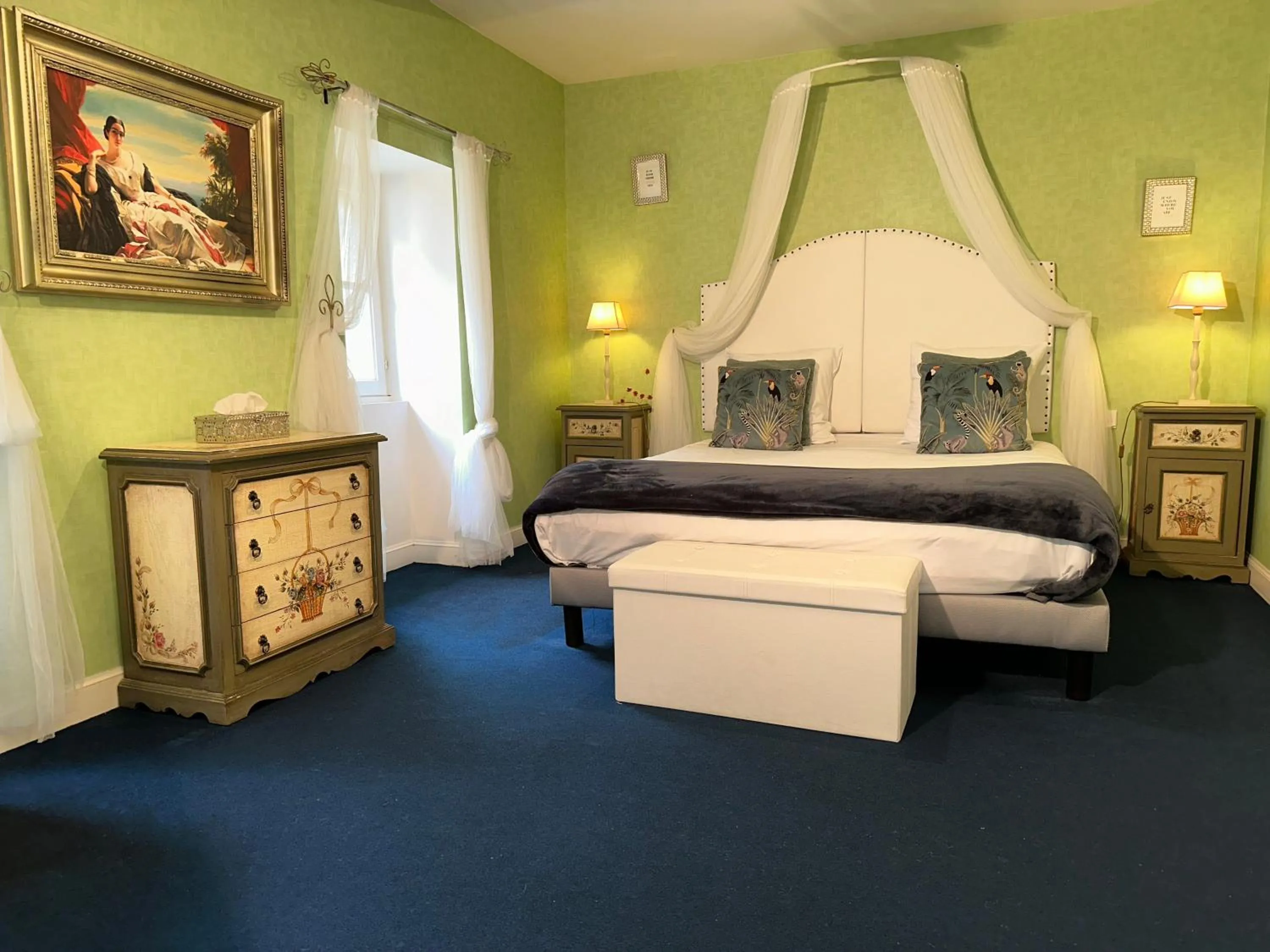 Bed in La Maison Blanche