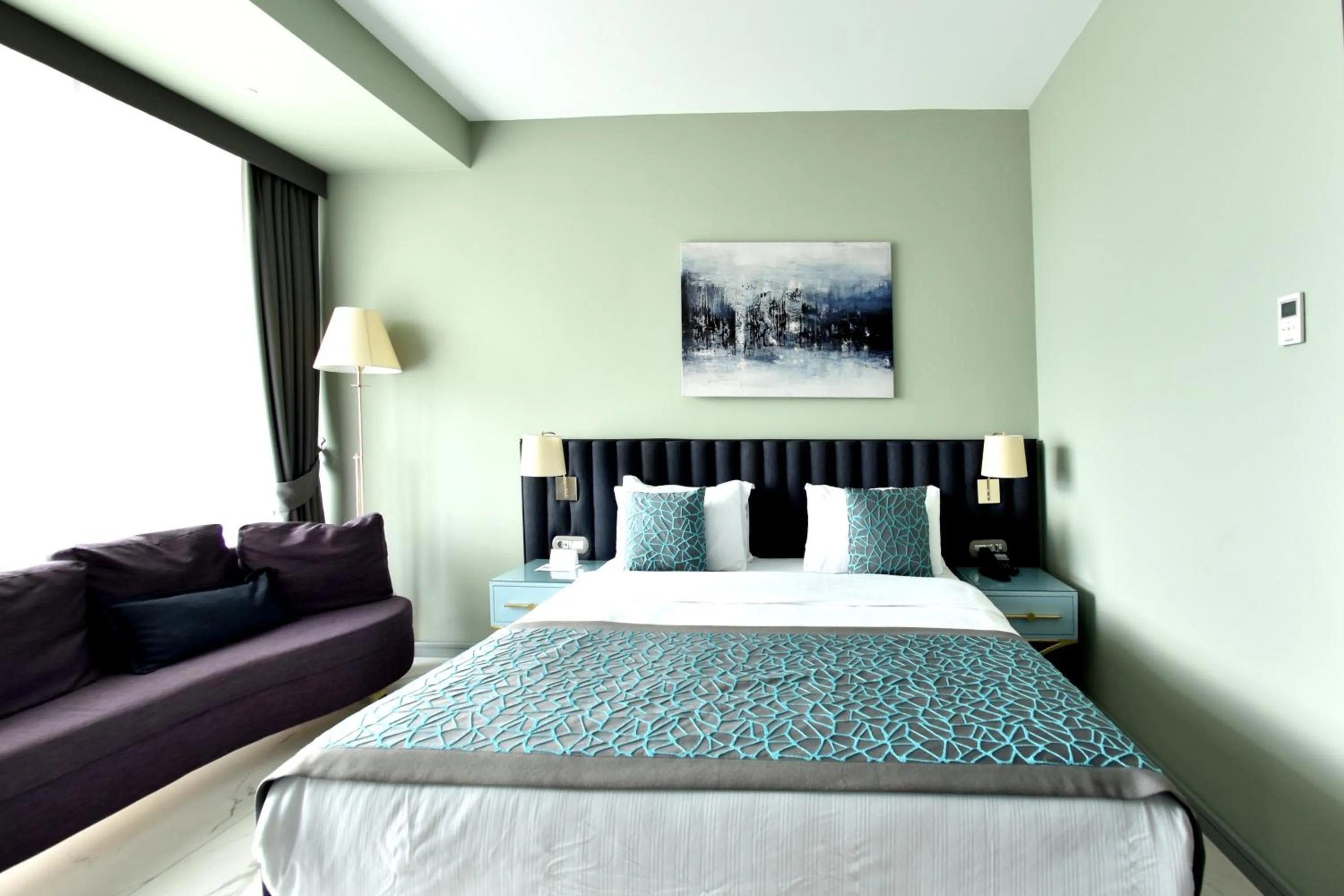 Bedroom, Bed in Capella Otel