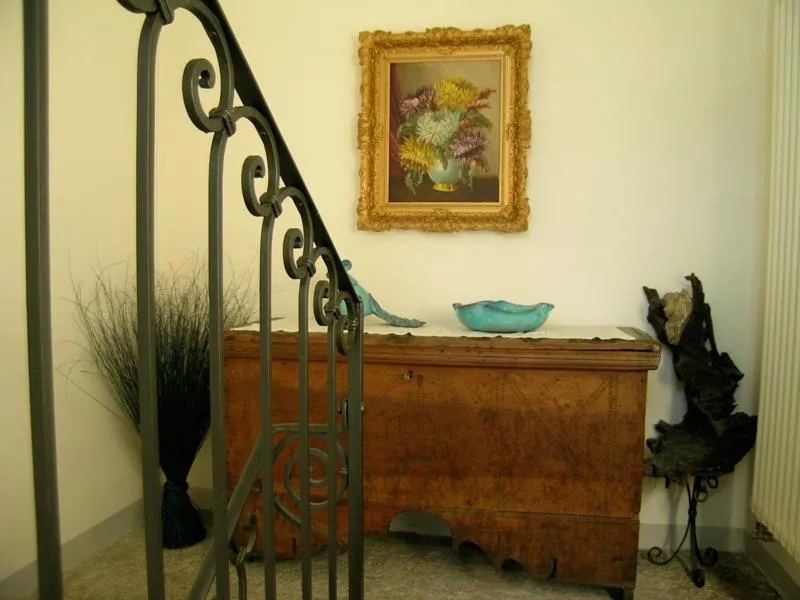 Decorative detail in Garni Rosa Delle Alpi