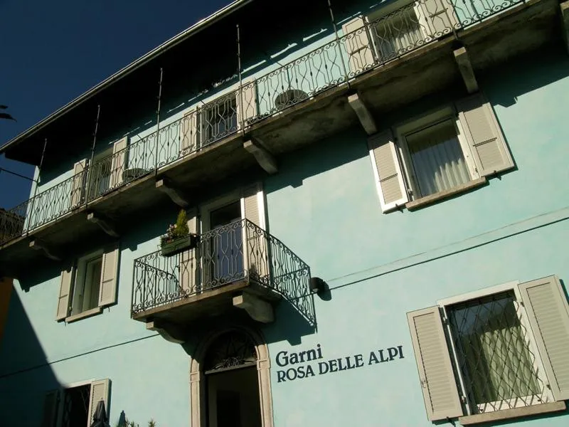 Facade/entrance in Garni Rosa Delle Alpi