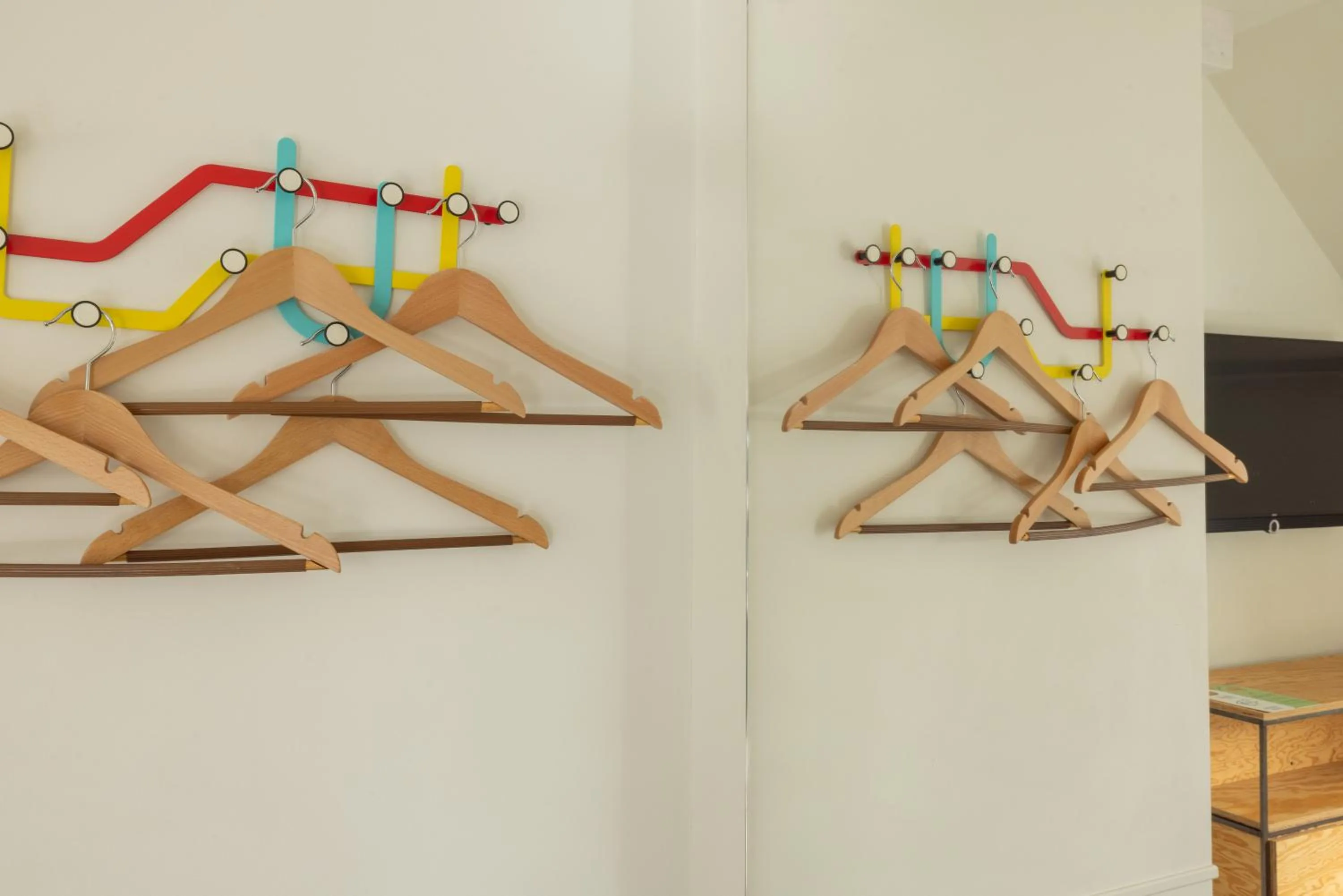 Decorative detail in Fred Guest House Hauptbahnhof - Self Check-in