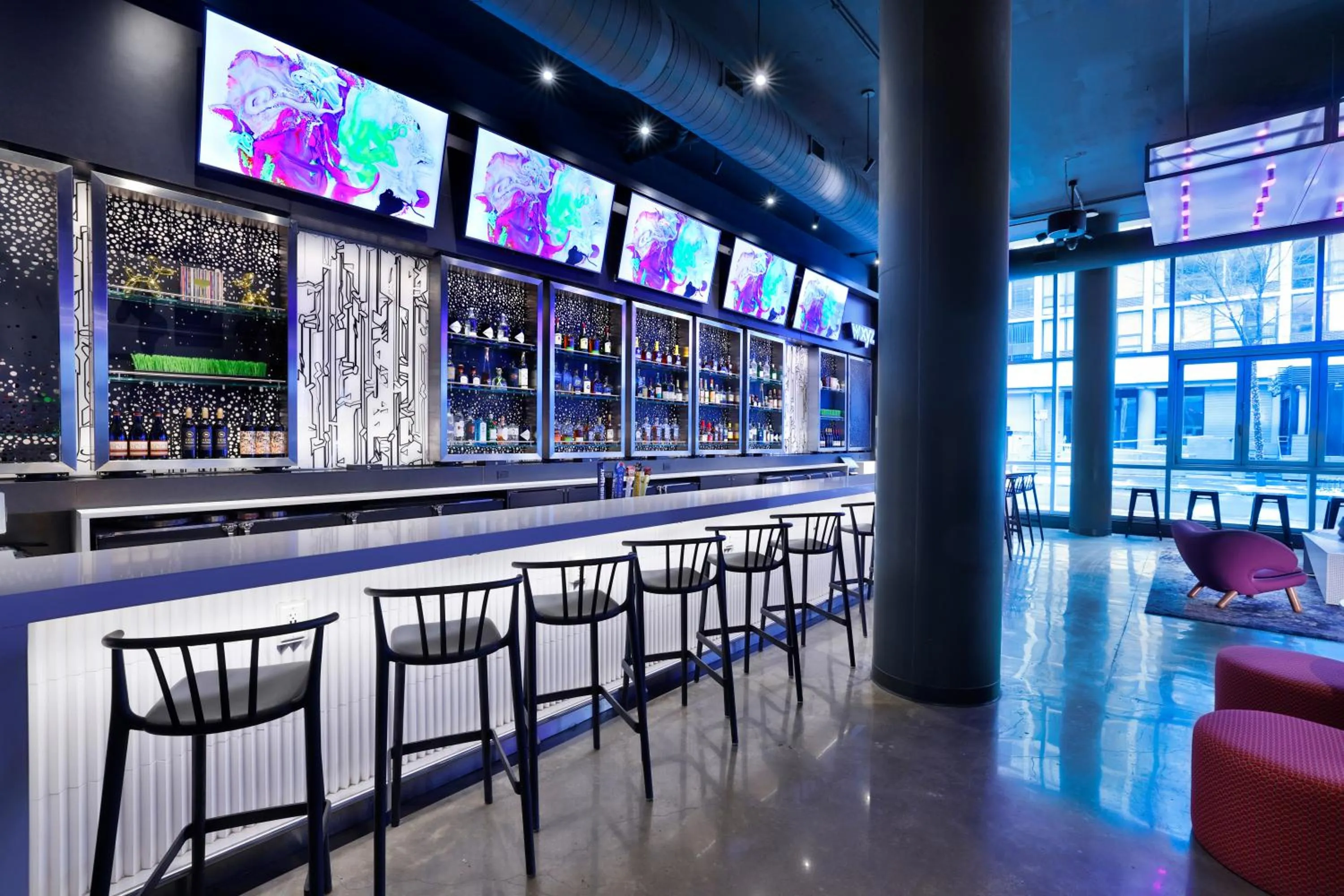Restaurant/places to eat in Aloft Chicago Mag Mile