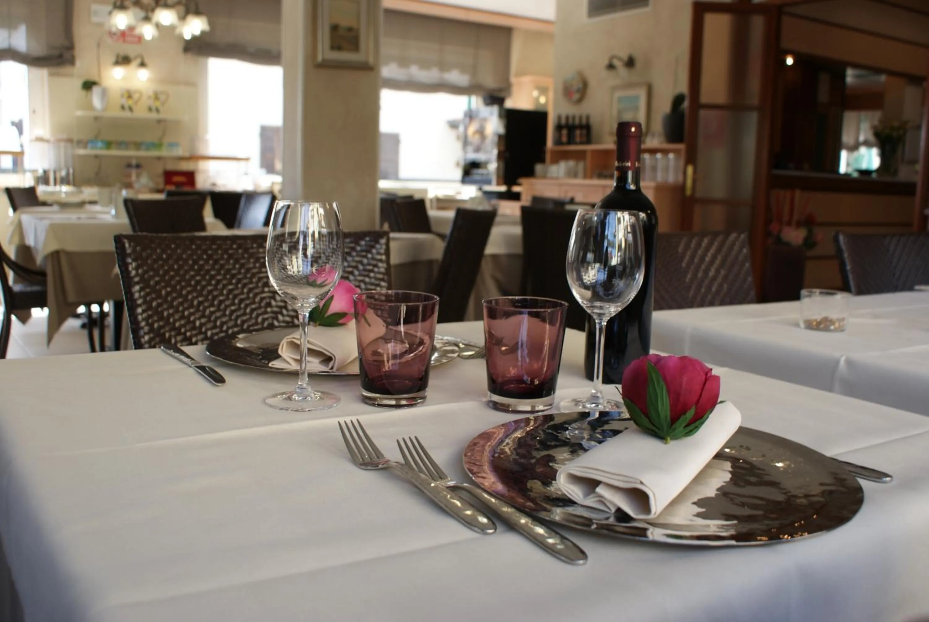 Restaurant/places to eat in Hotel Michela