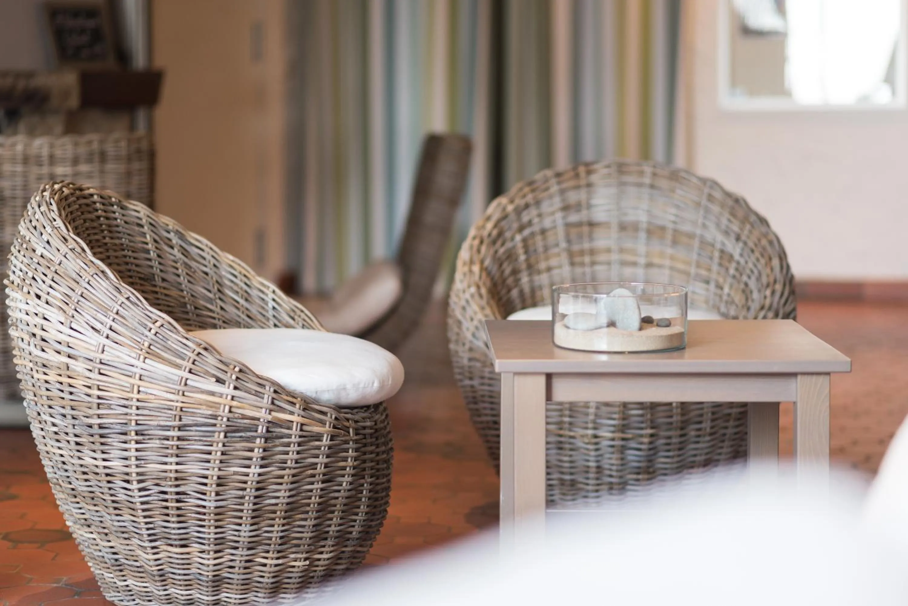 Living room in Logis Latitude Ouest Hôtel Restaurant & Spa