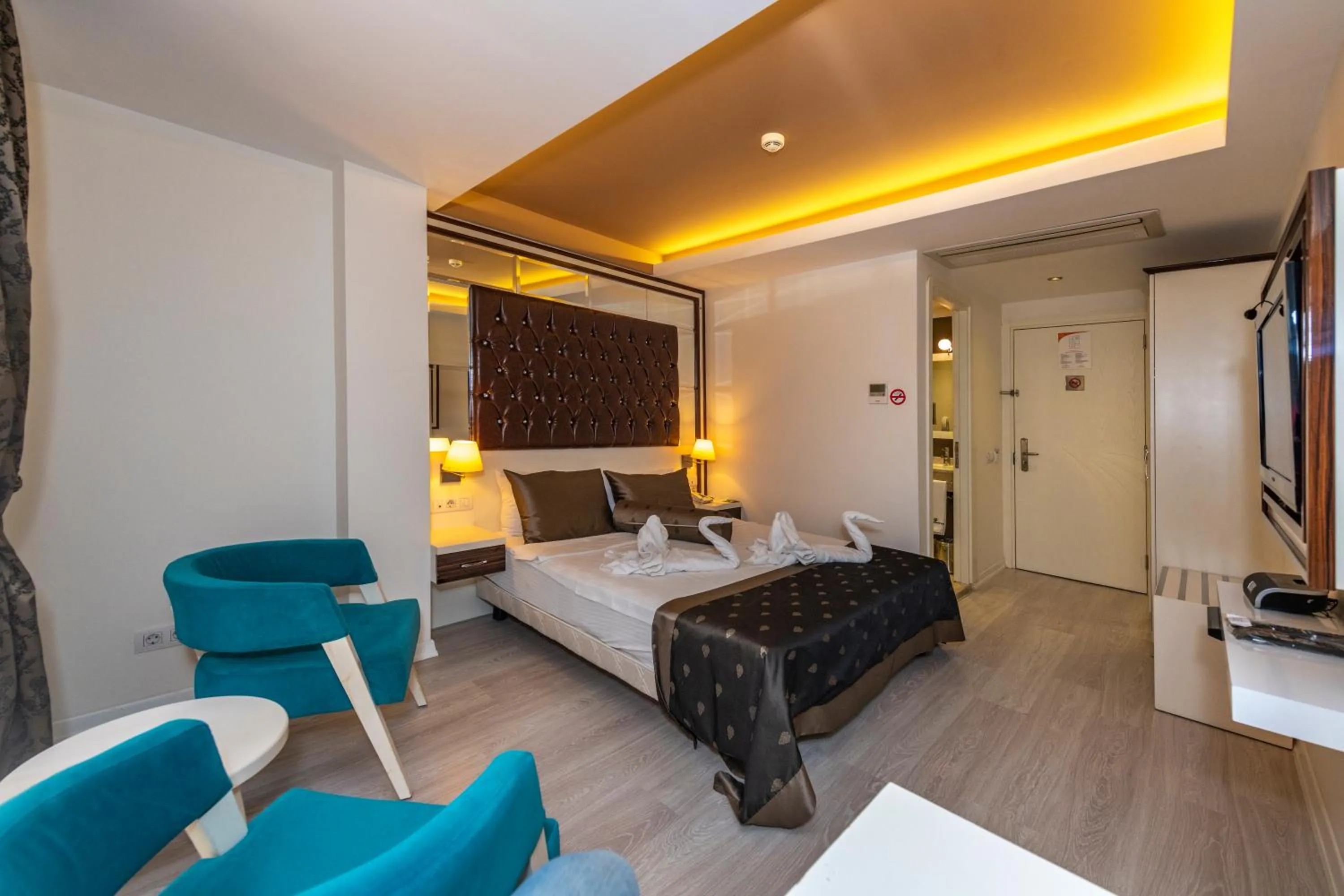 Bed in Blueberry Boutique Hotel