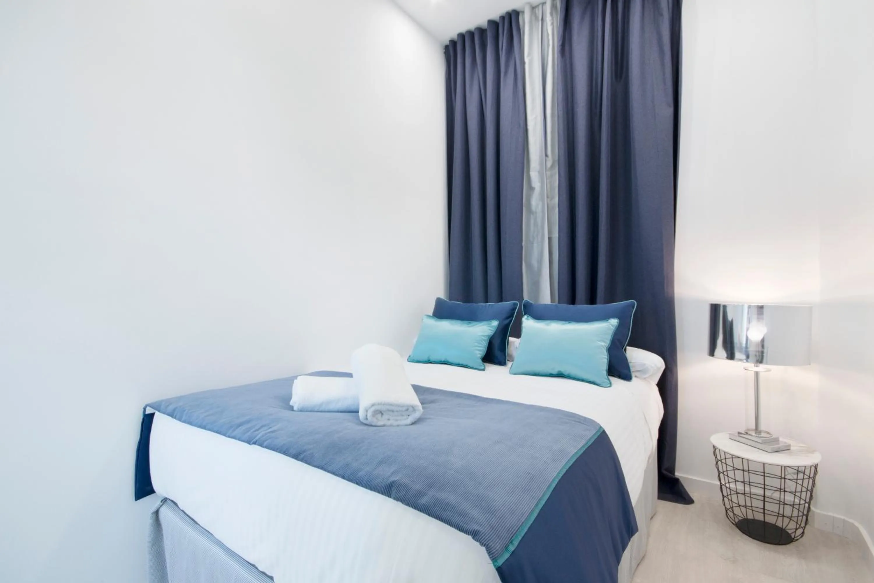 Bedroom, Bed in BiBo Suites Gran Vía