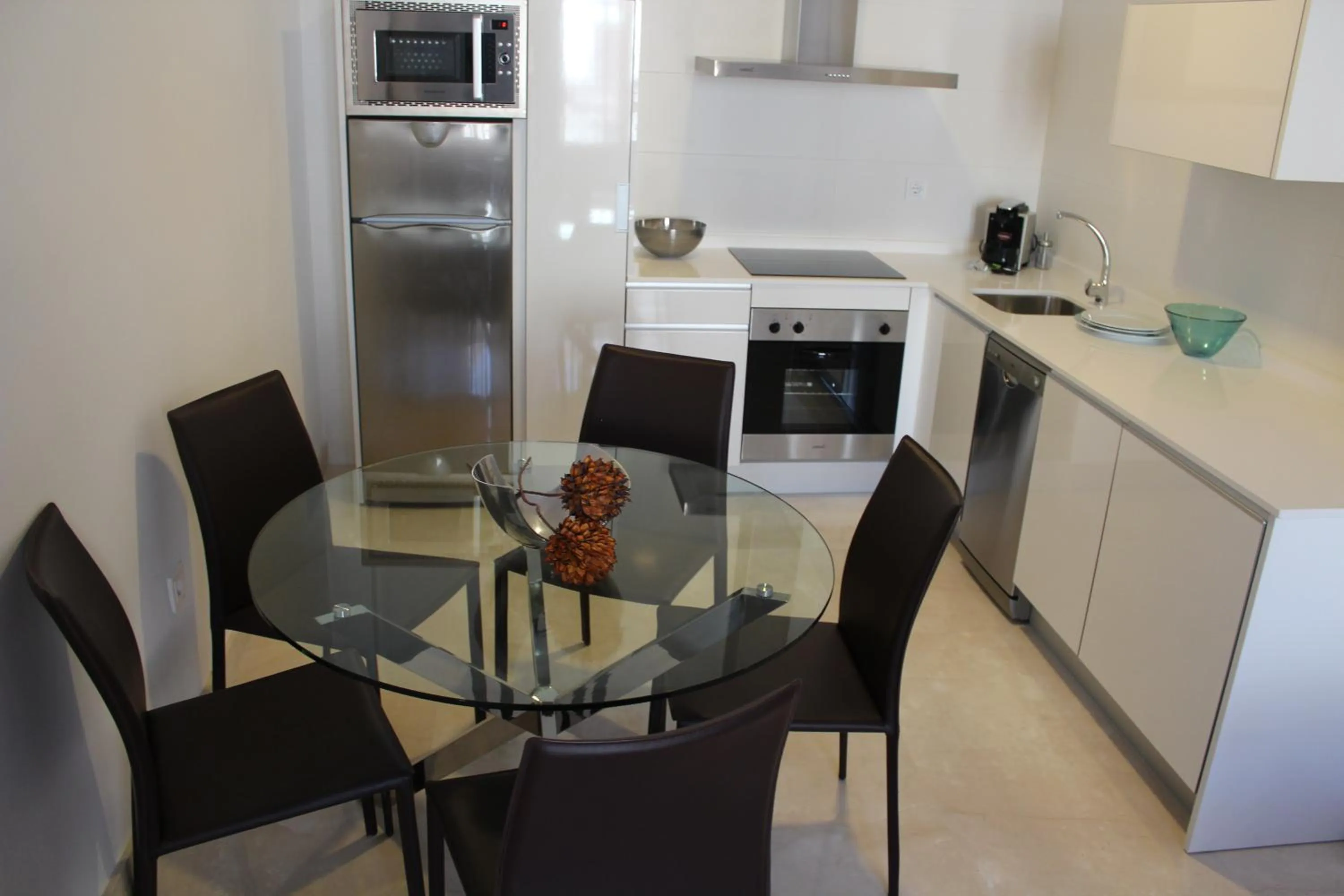 Kitchen or kitchenette in BiBo Suites Gran Vía