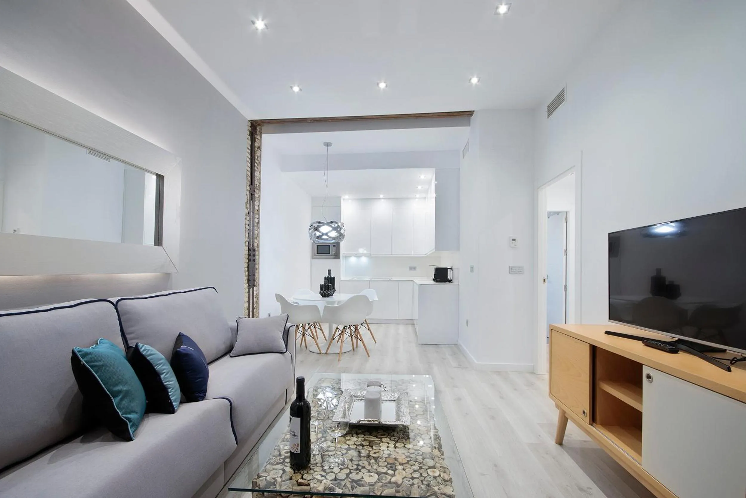 Living room in BiBo Suites Gran Vía