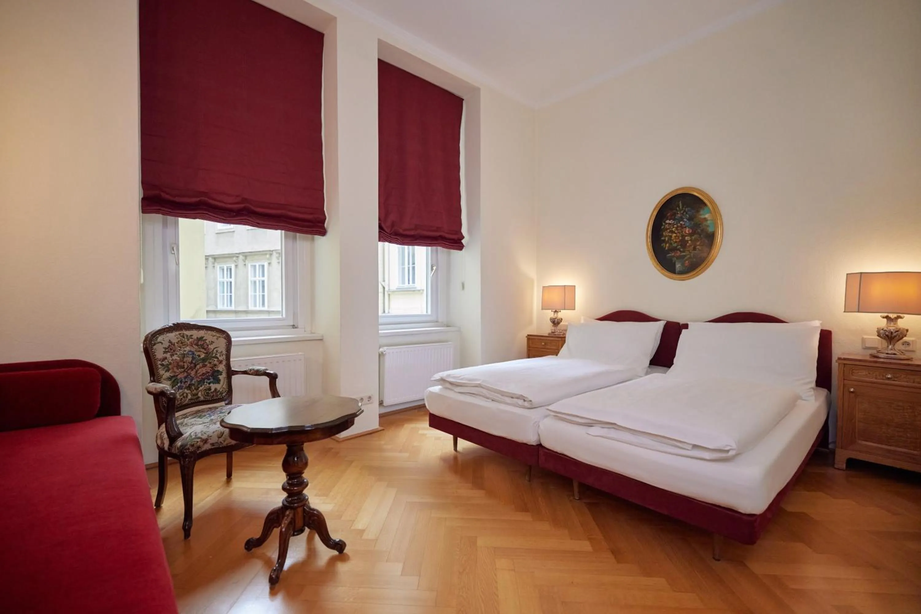 Photo of the whole room, Bed in Hotel Regina