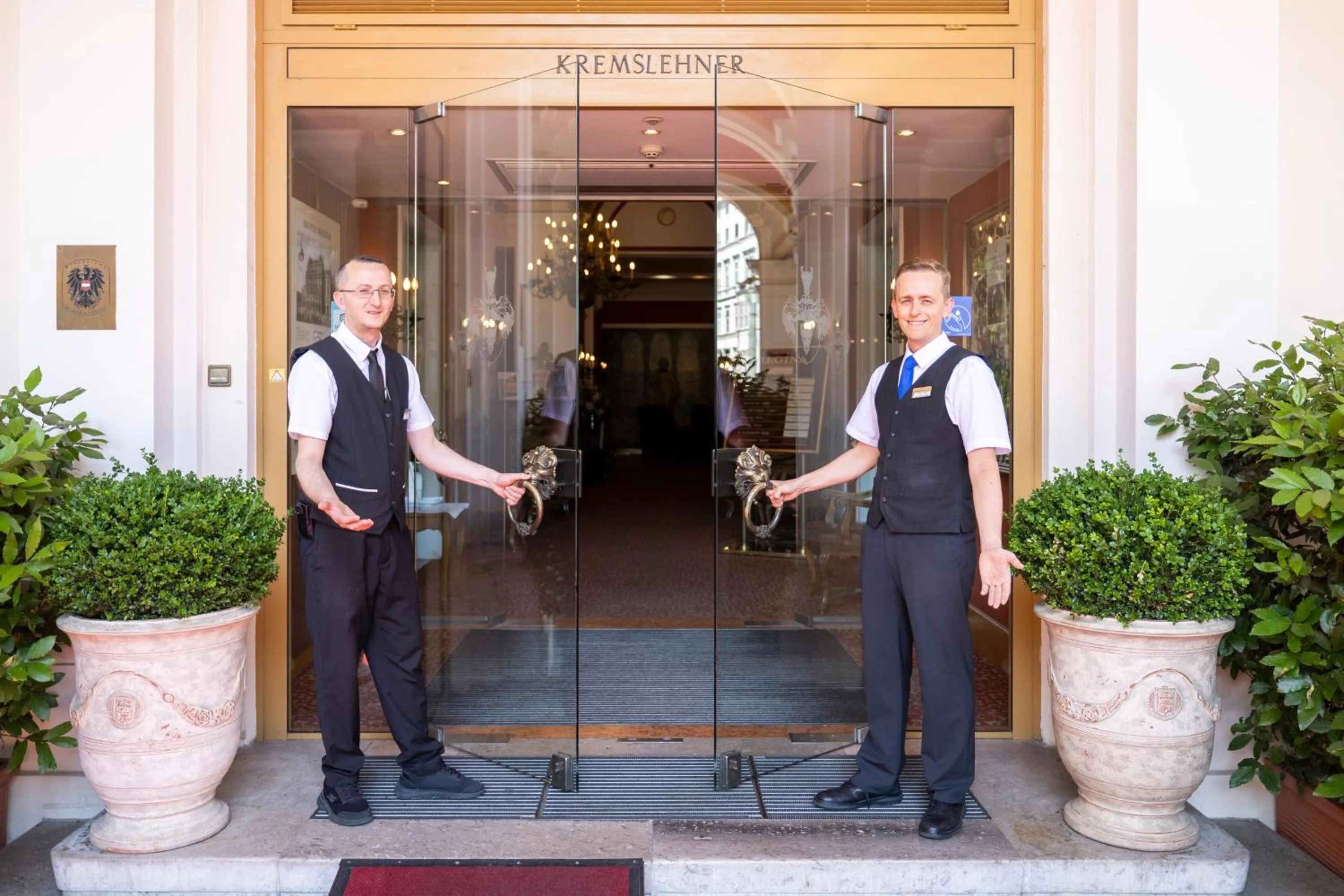 Facade/entrance in Hotel Regina