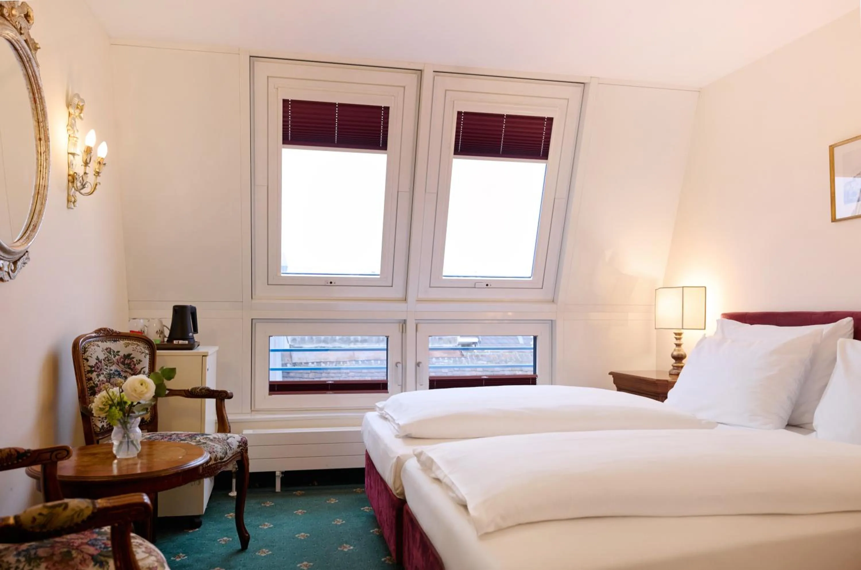 Photo of the whole room, Bed in Graben Hotel