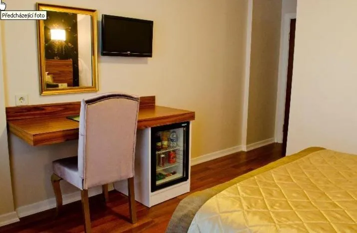 Superior Single Room in Dekor Hotel