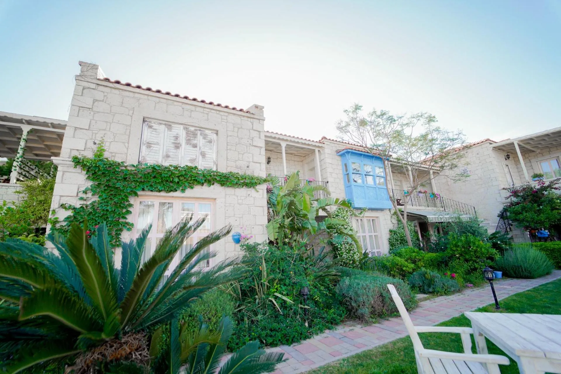Garden in Alacati Marina Palace
