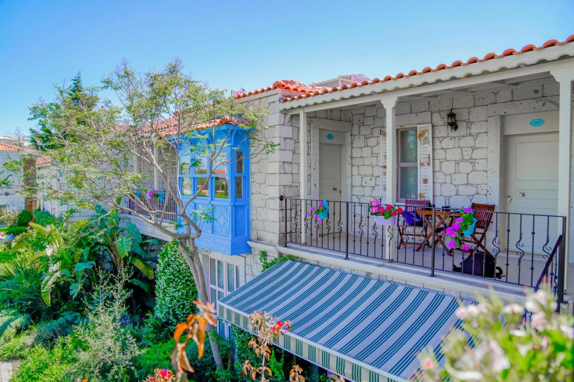 Day in Alacati Marina Palace