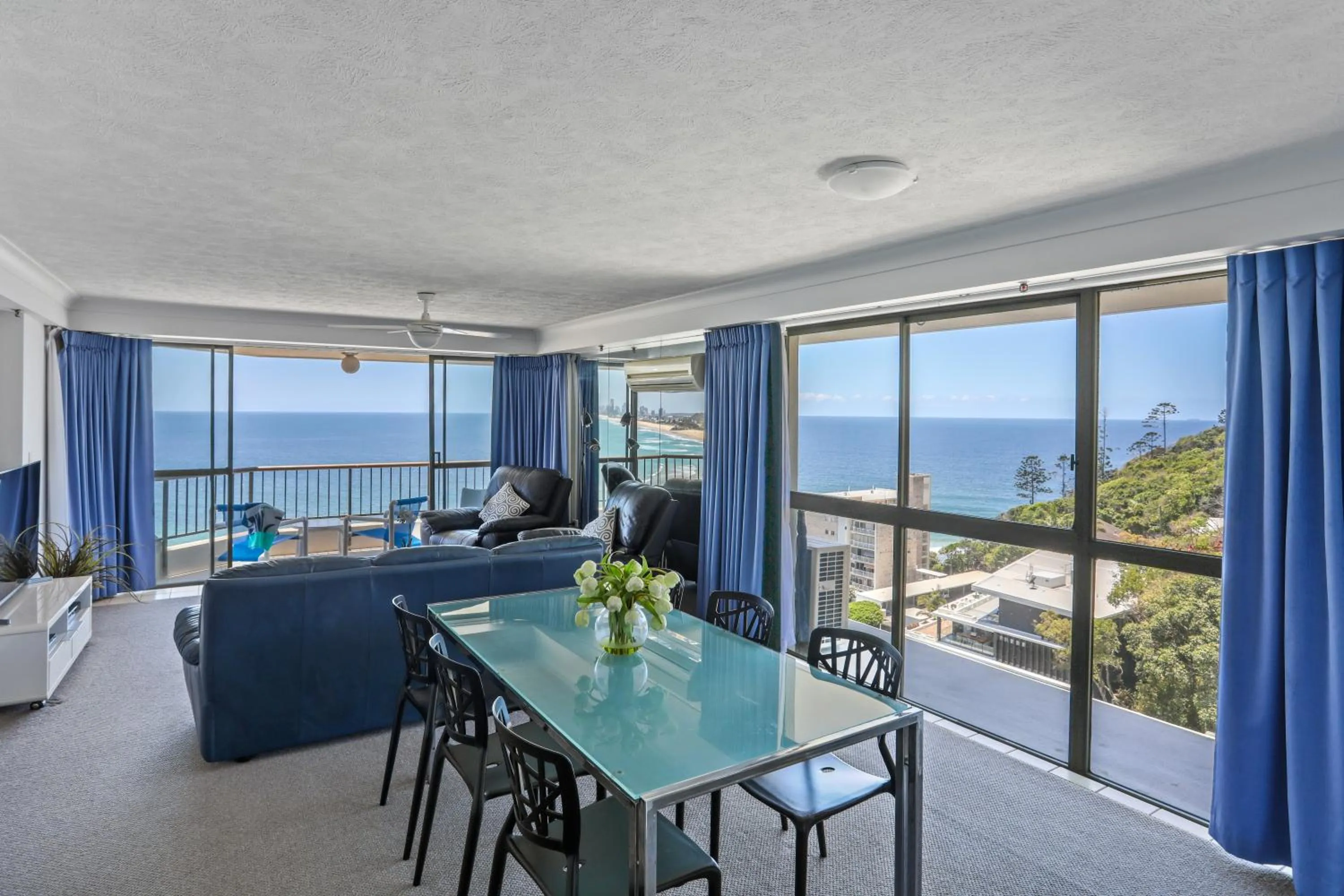 TV and multimedia in Gemini Court Holiday Apartments