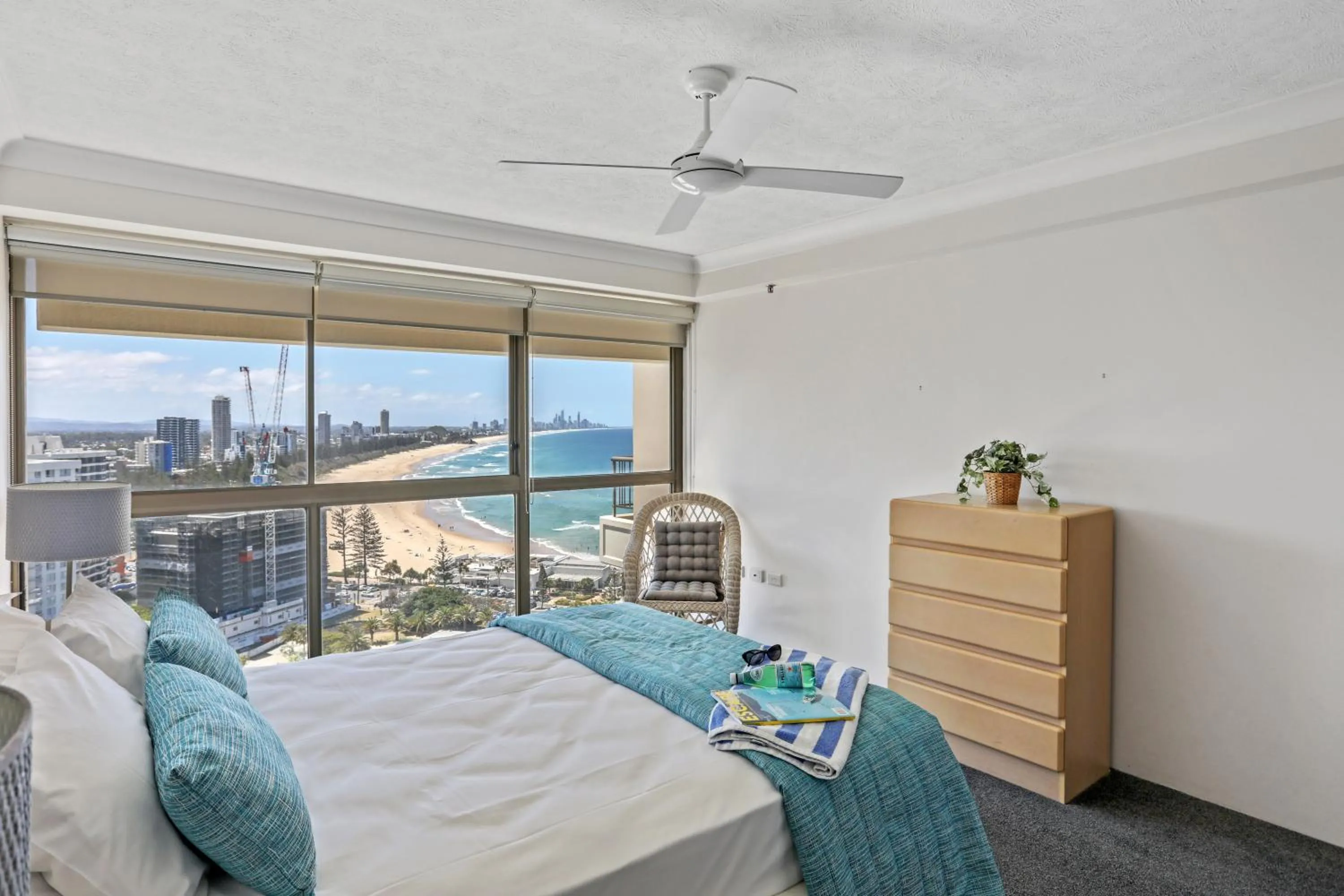 Bed in Gemini Court Holiday Apartments