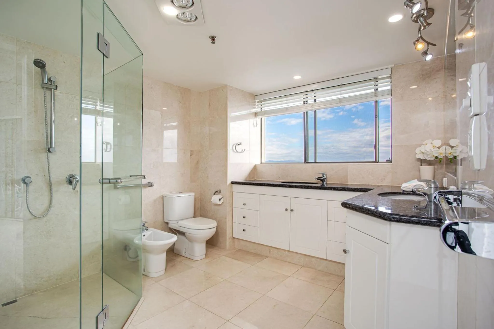 Shower in Gemini Court Holiday Apartments