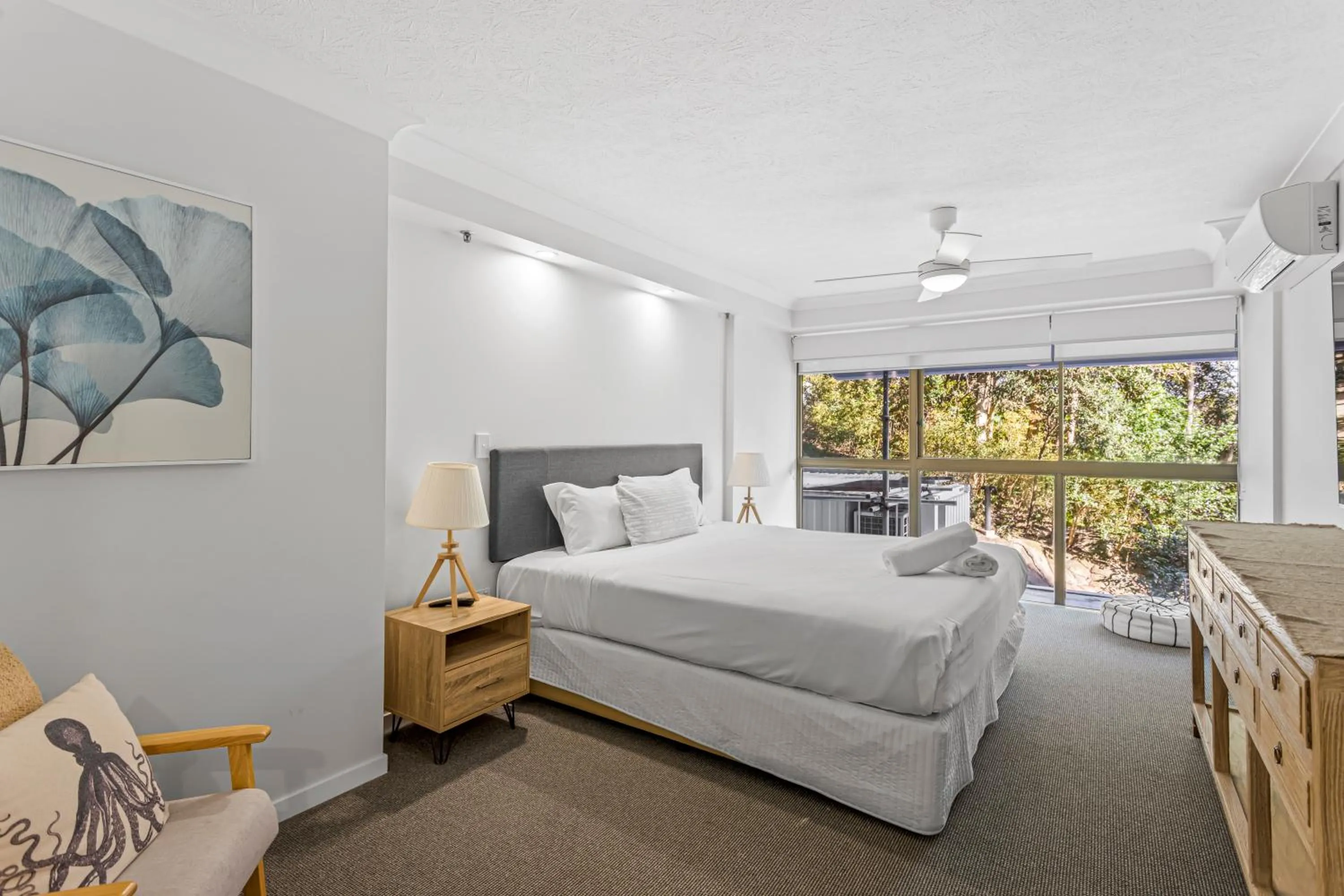 View (from property/room), Bed in Gemini Court Holiday Apartments