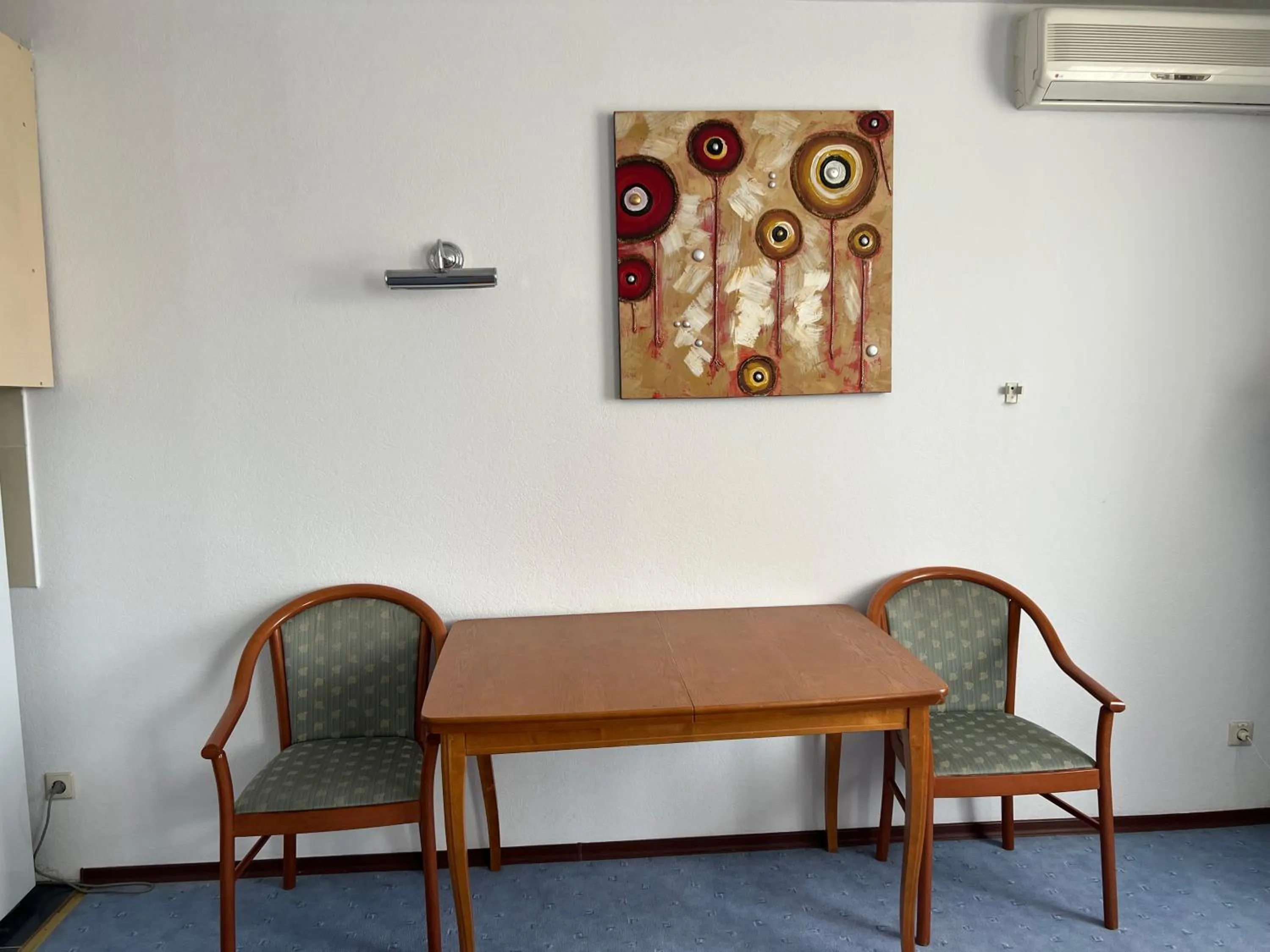 Dining area in Green Hotel
