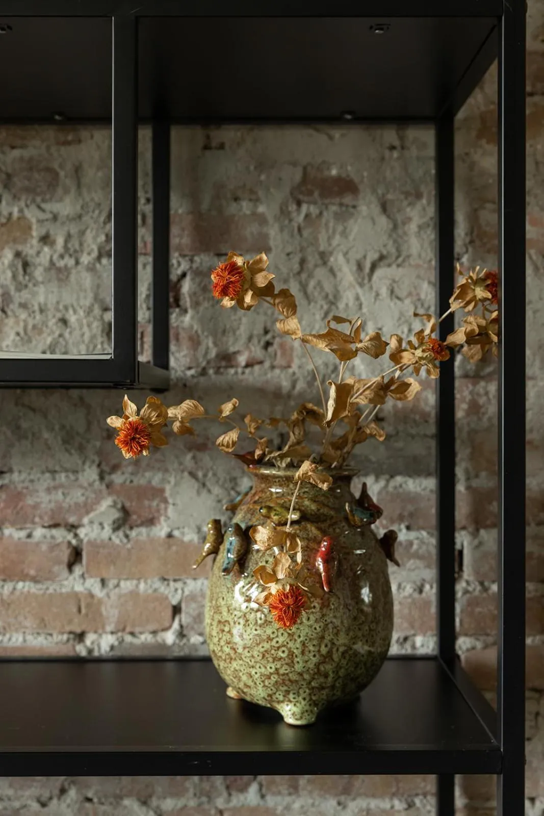 Seating area in De oude slaght- luxe suite met buitensauna