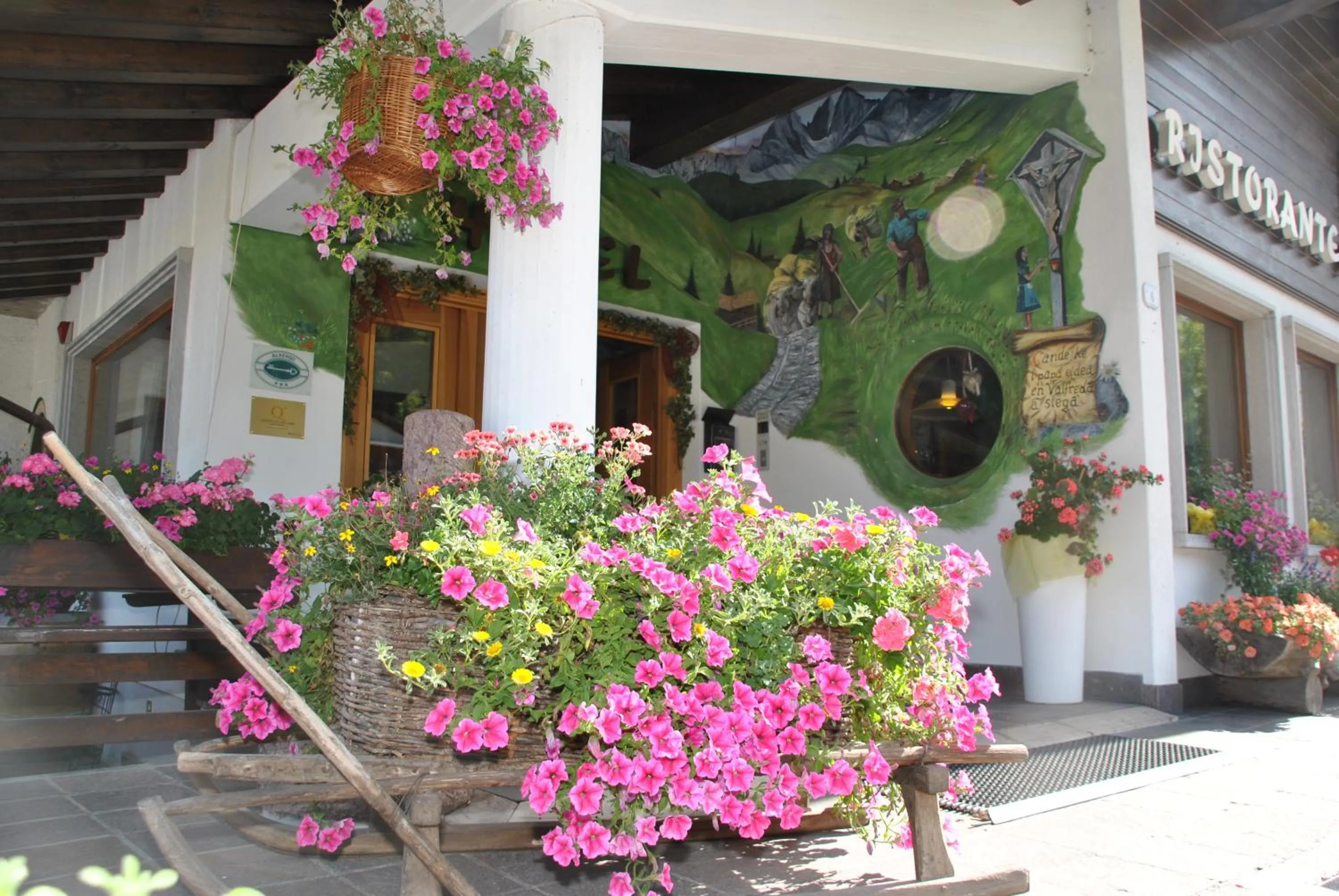 Facade/entrance in Hotel Stella Alpina