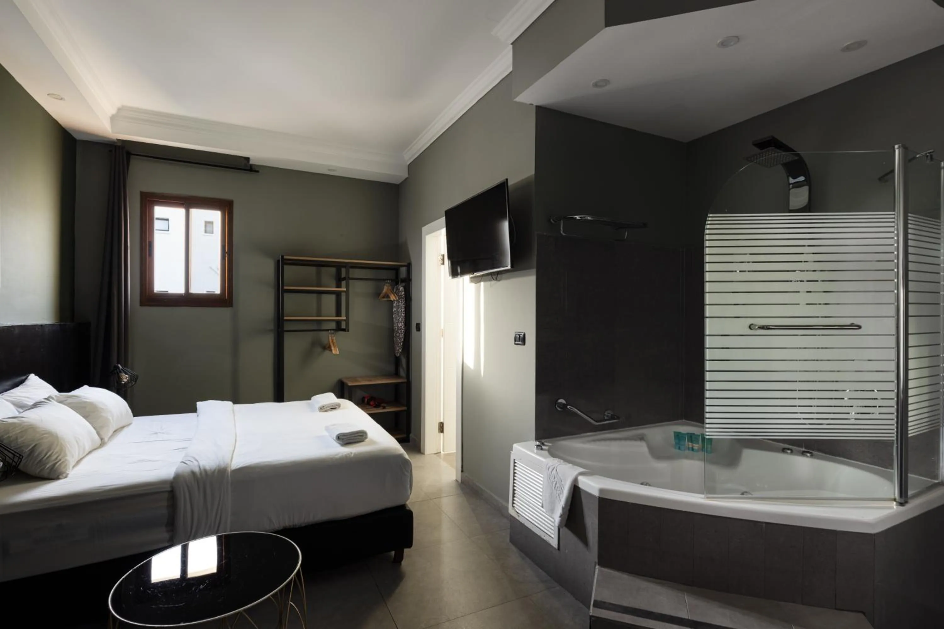 Photo of the whole room, Bed in Residence Suites BY RAPHAEL HOTELS