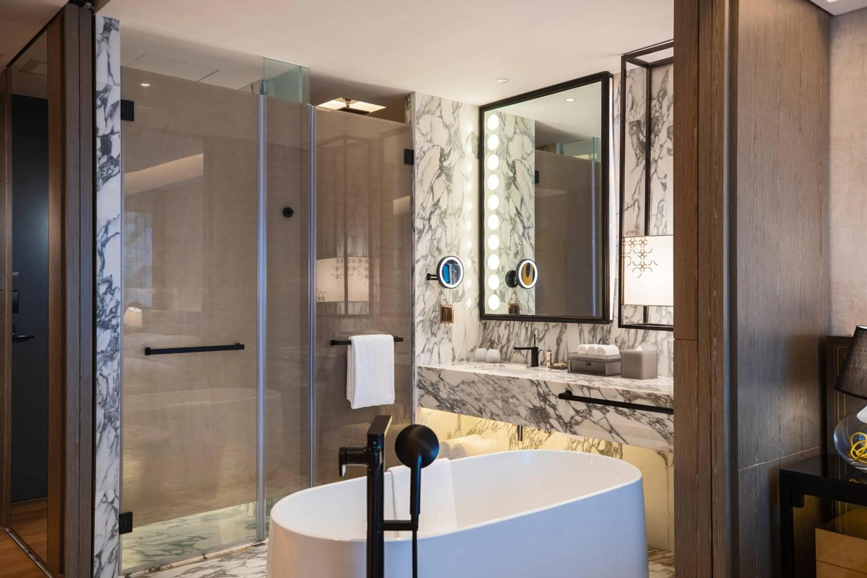 Bathroom in Renaissance Hangzhou Northeast