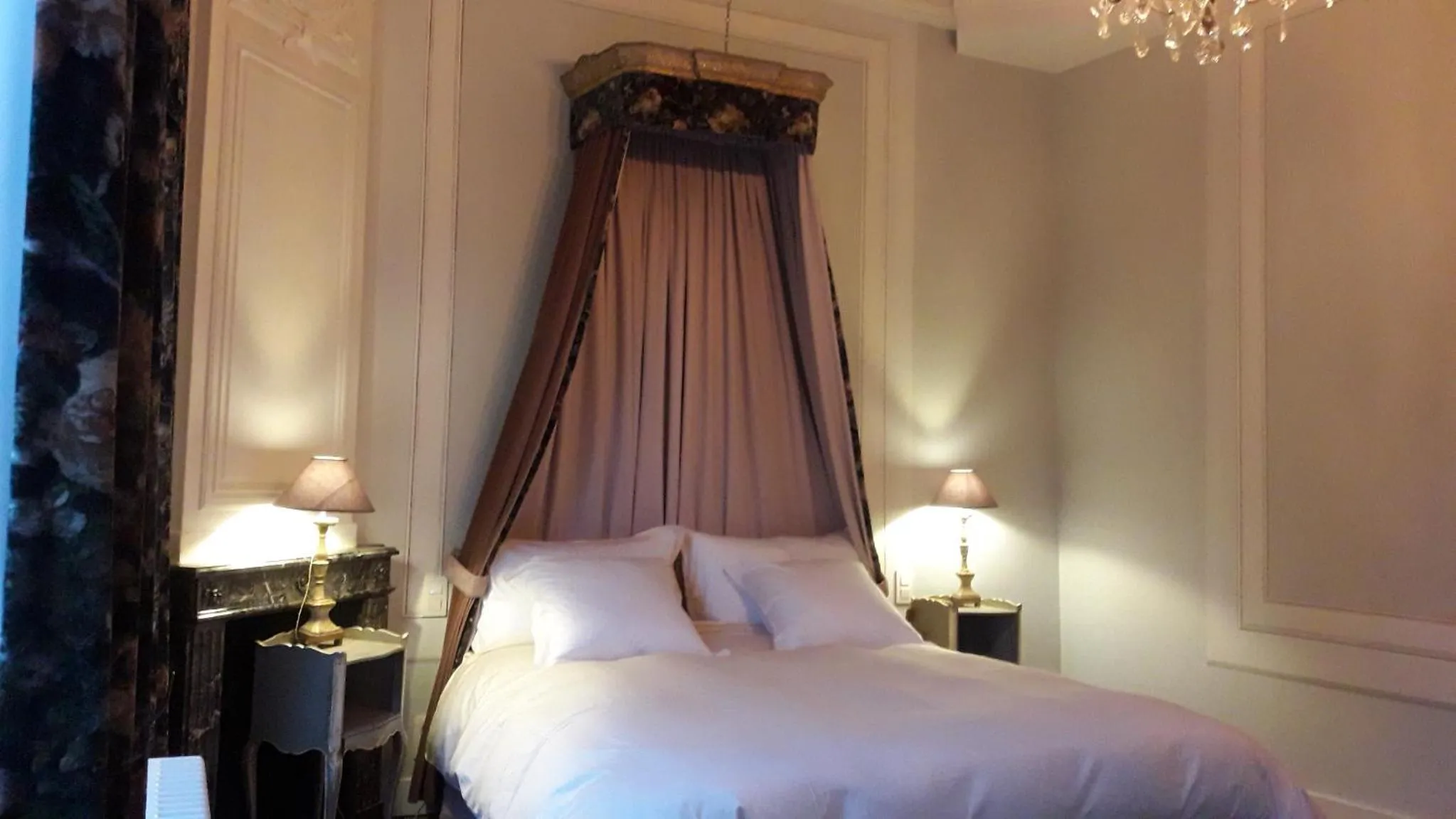 Bed in B&B De Corenbloem Luxury Guesthouse - Adults Only