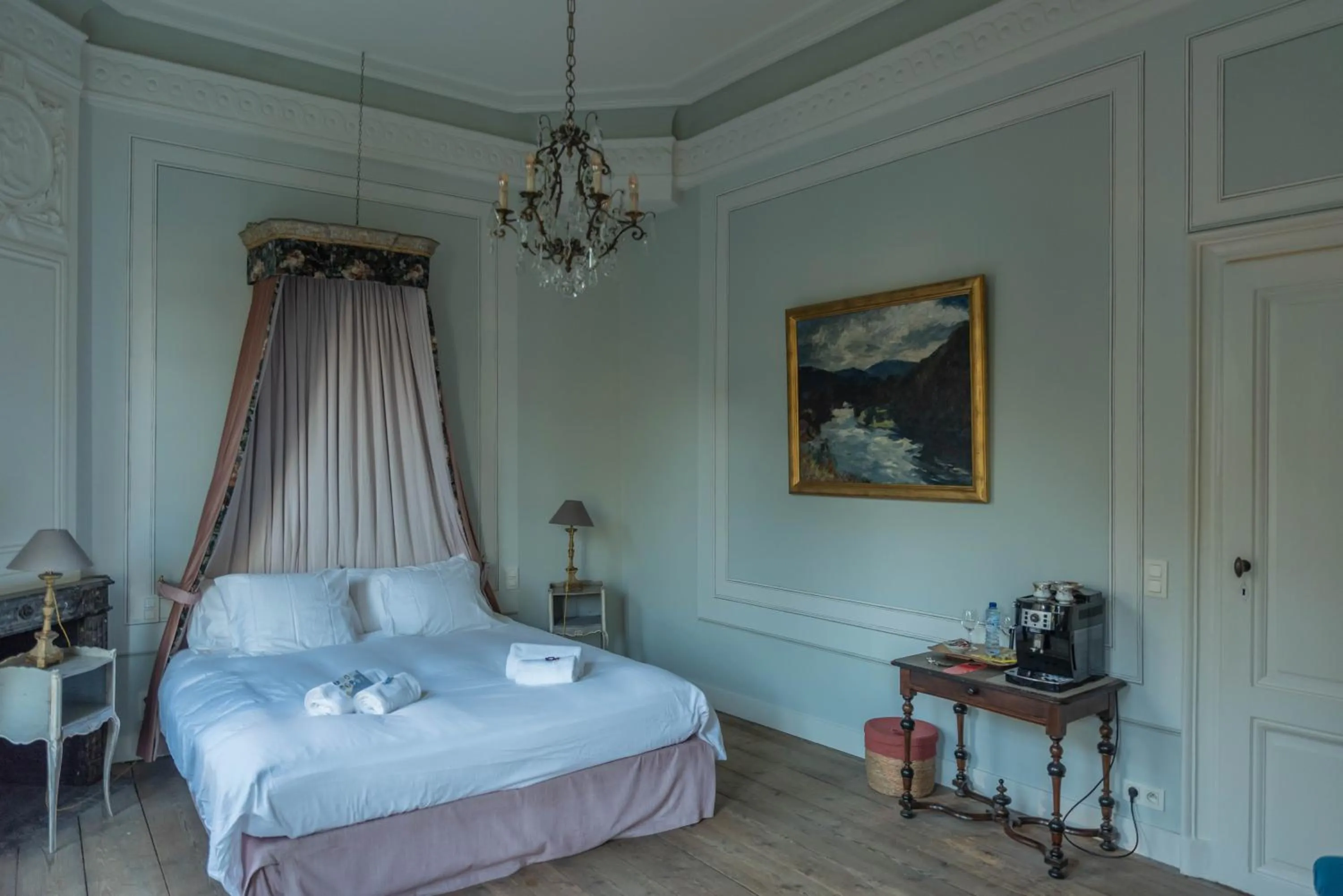 Bed in B&B De Corenbloem Luxury Guesthouse - Adults Only