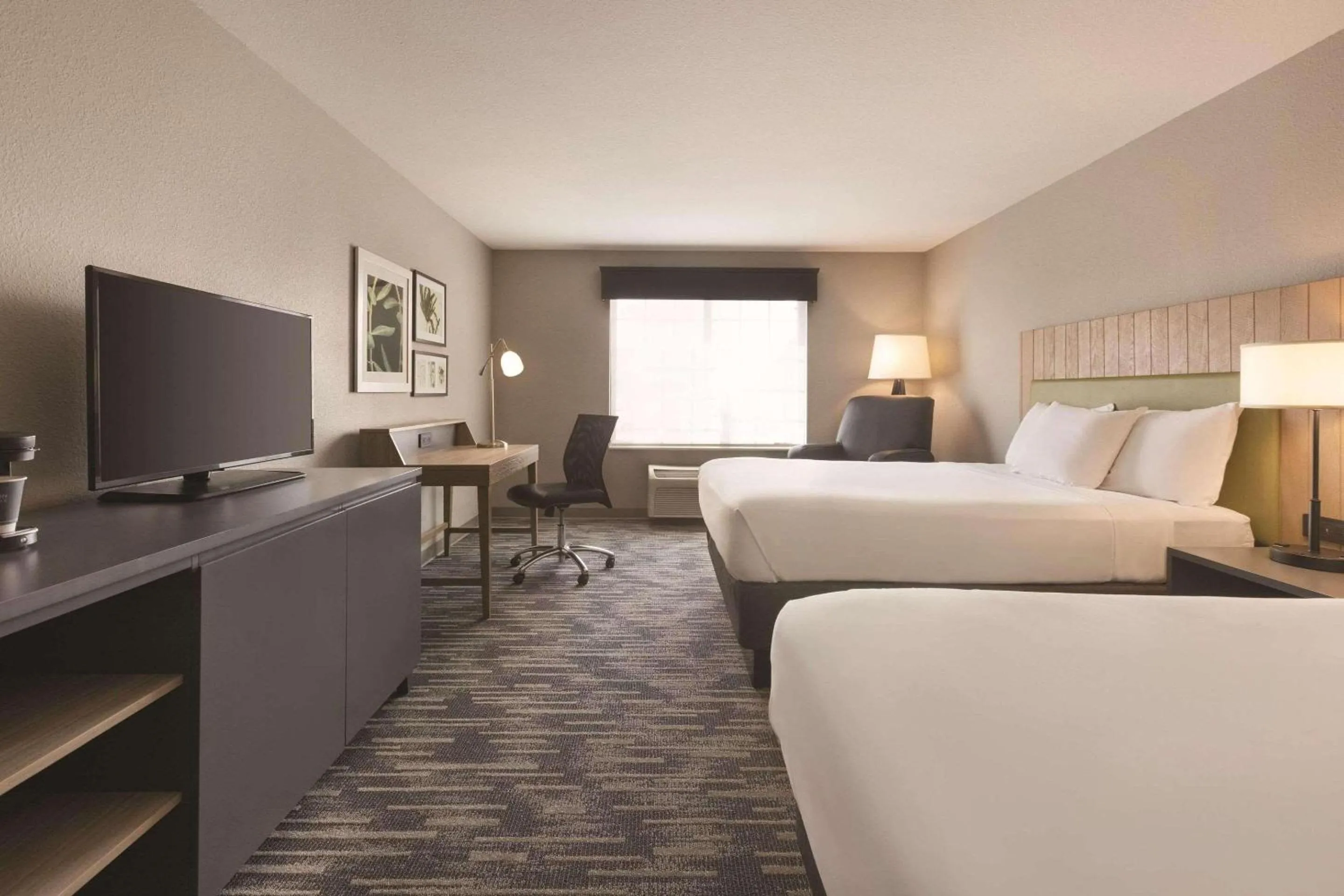 Bedroom, Bed in Country Inn & Suites by Radisson, Green Bay North