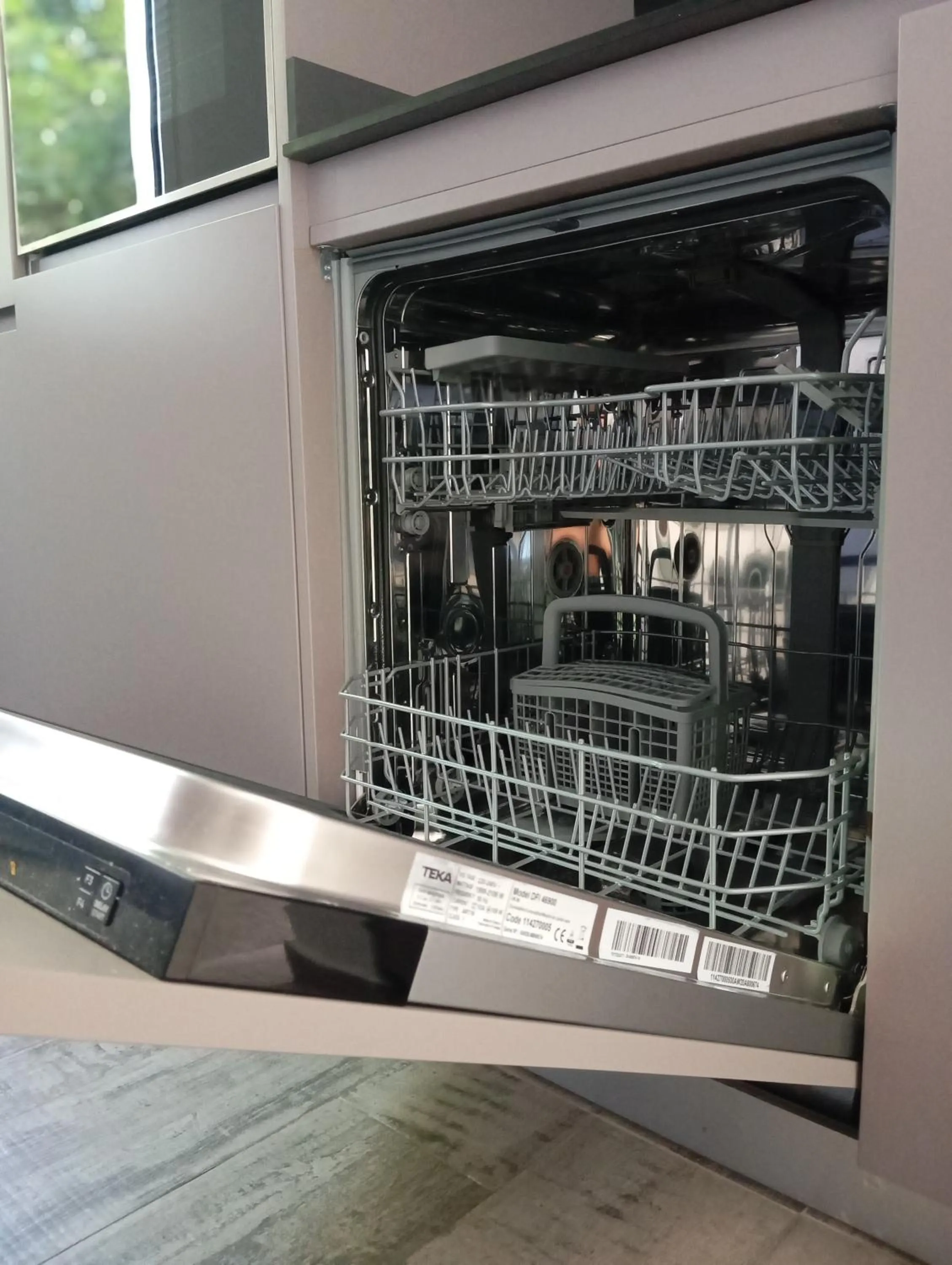 dishwasher in Costa Adeje Garden Aparthotel