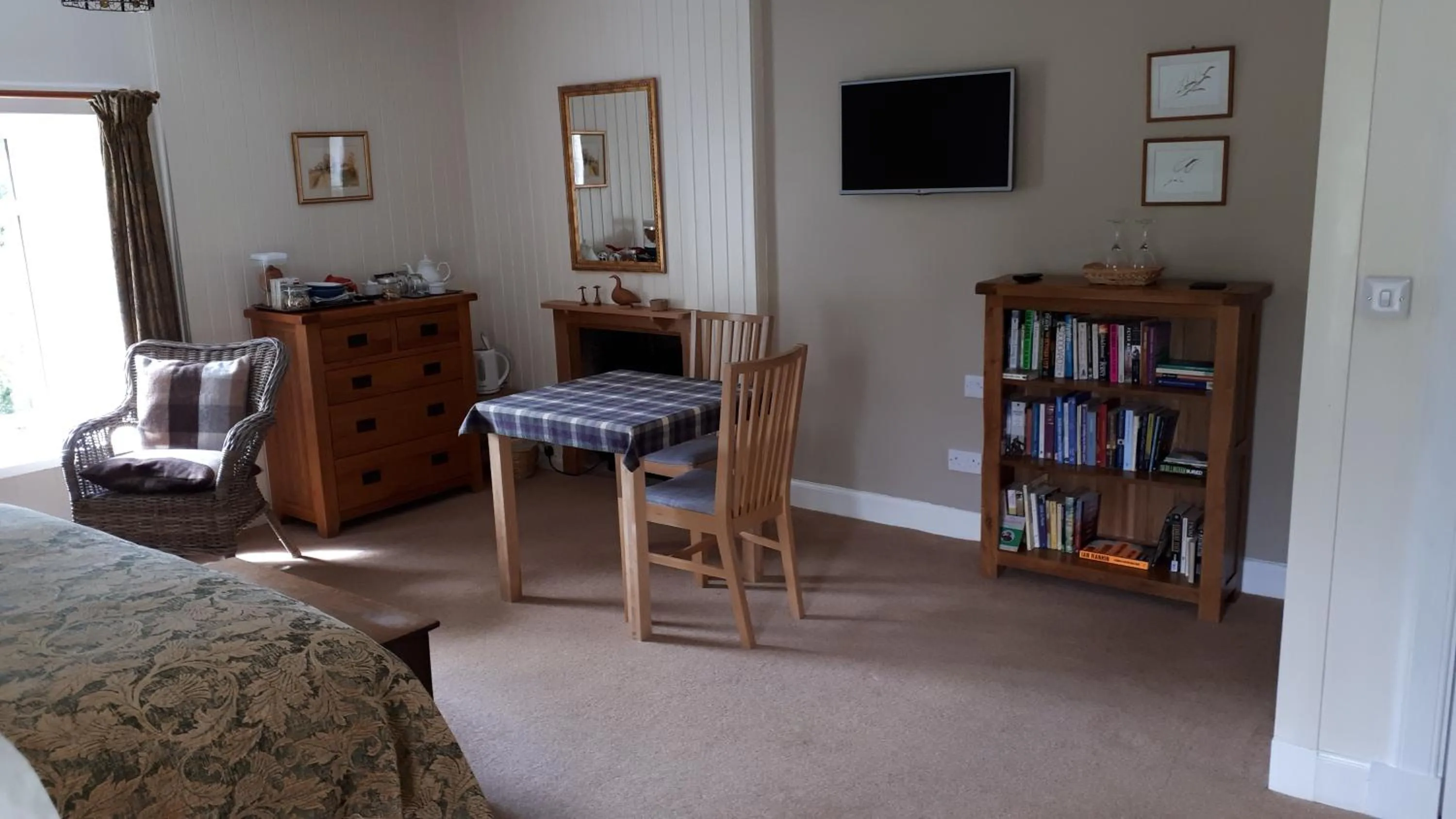 Seating area in Achintee Farm Guest House