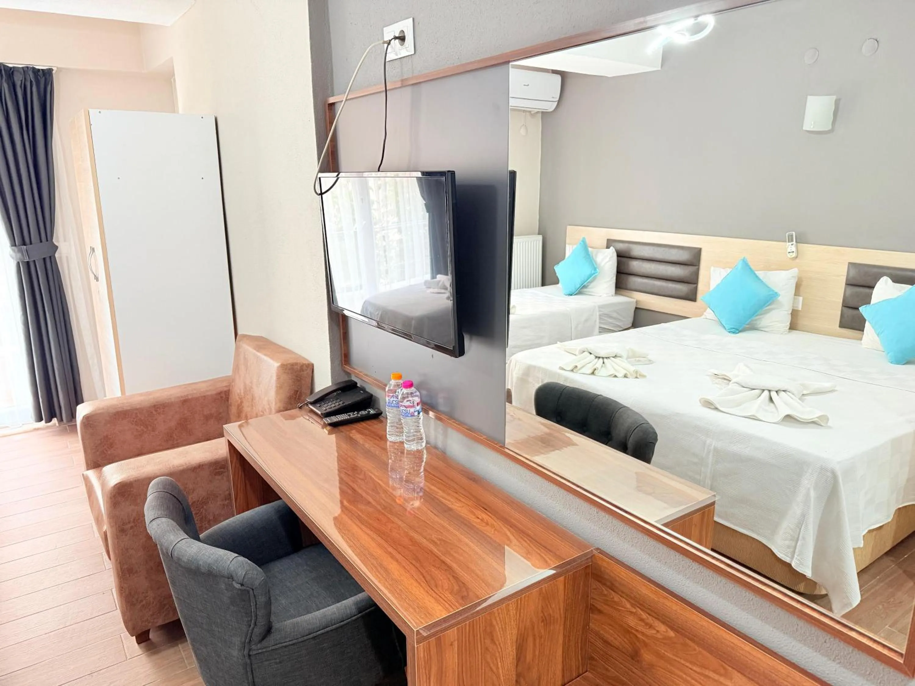 Bed in Figen Suite Hotel 2