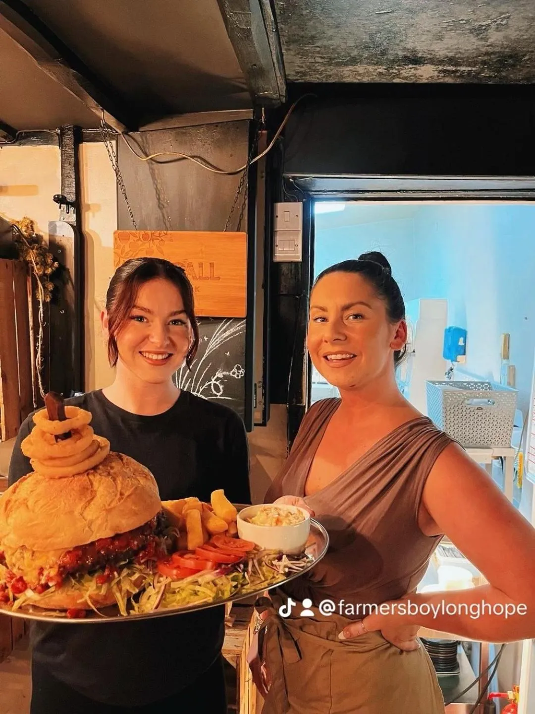 People in The Farmers Boy Inn Guest House