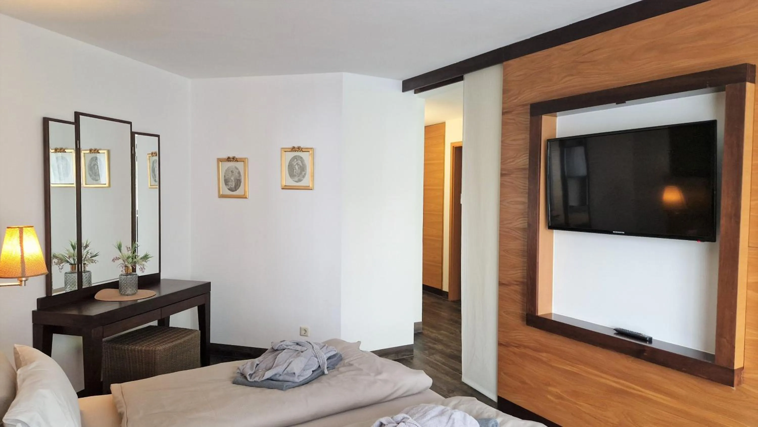 Photo of the whole room, Bed in Hotel Habichtstein