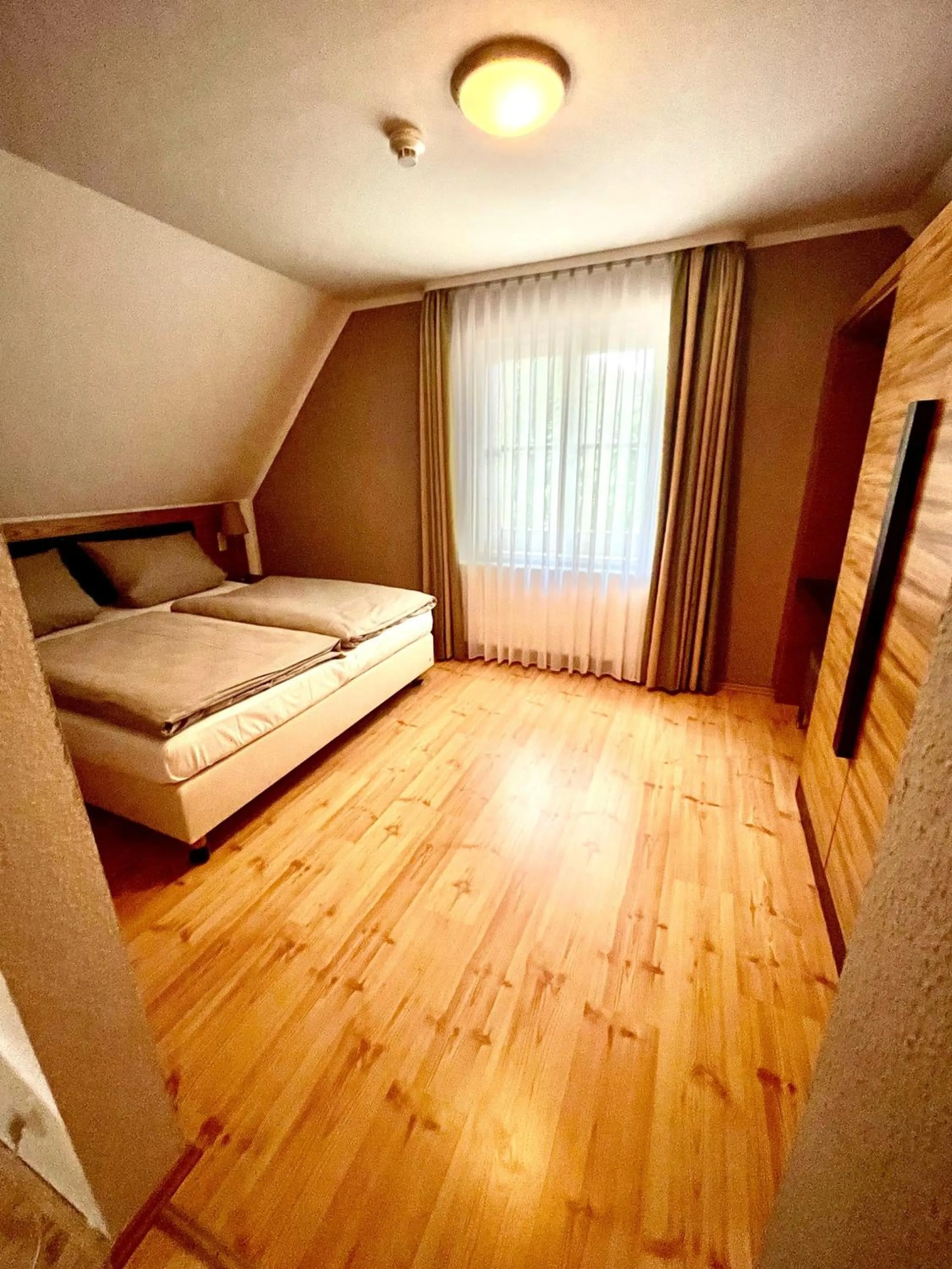 Bedroom, Bed in Hotel Habichtstein