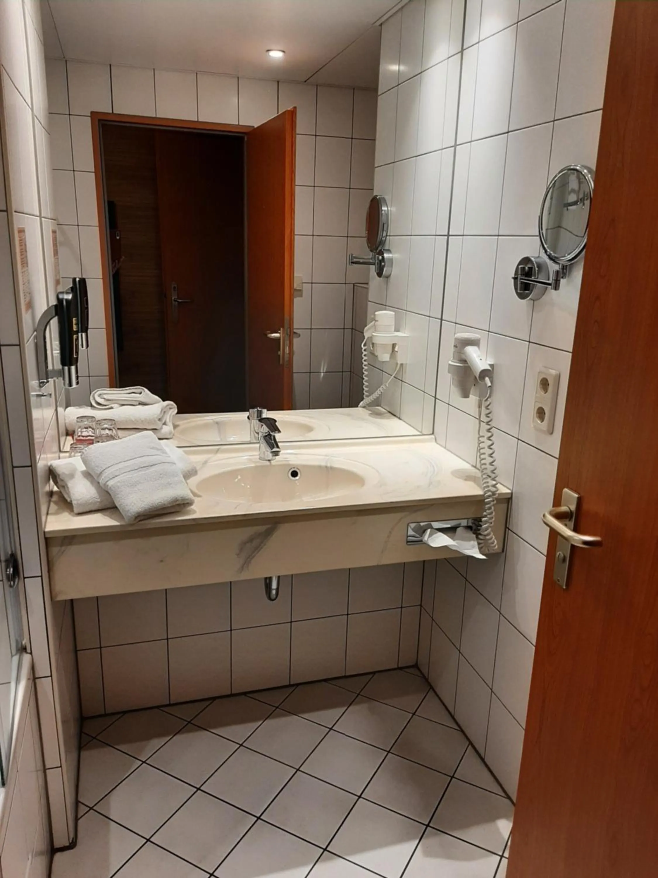 Bathroom in Hotel Habichtstein