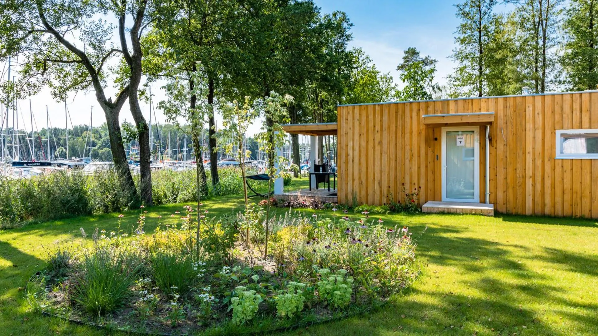 Property building in Stranda