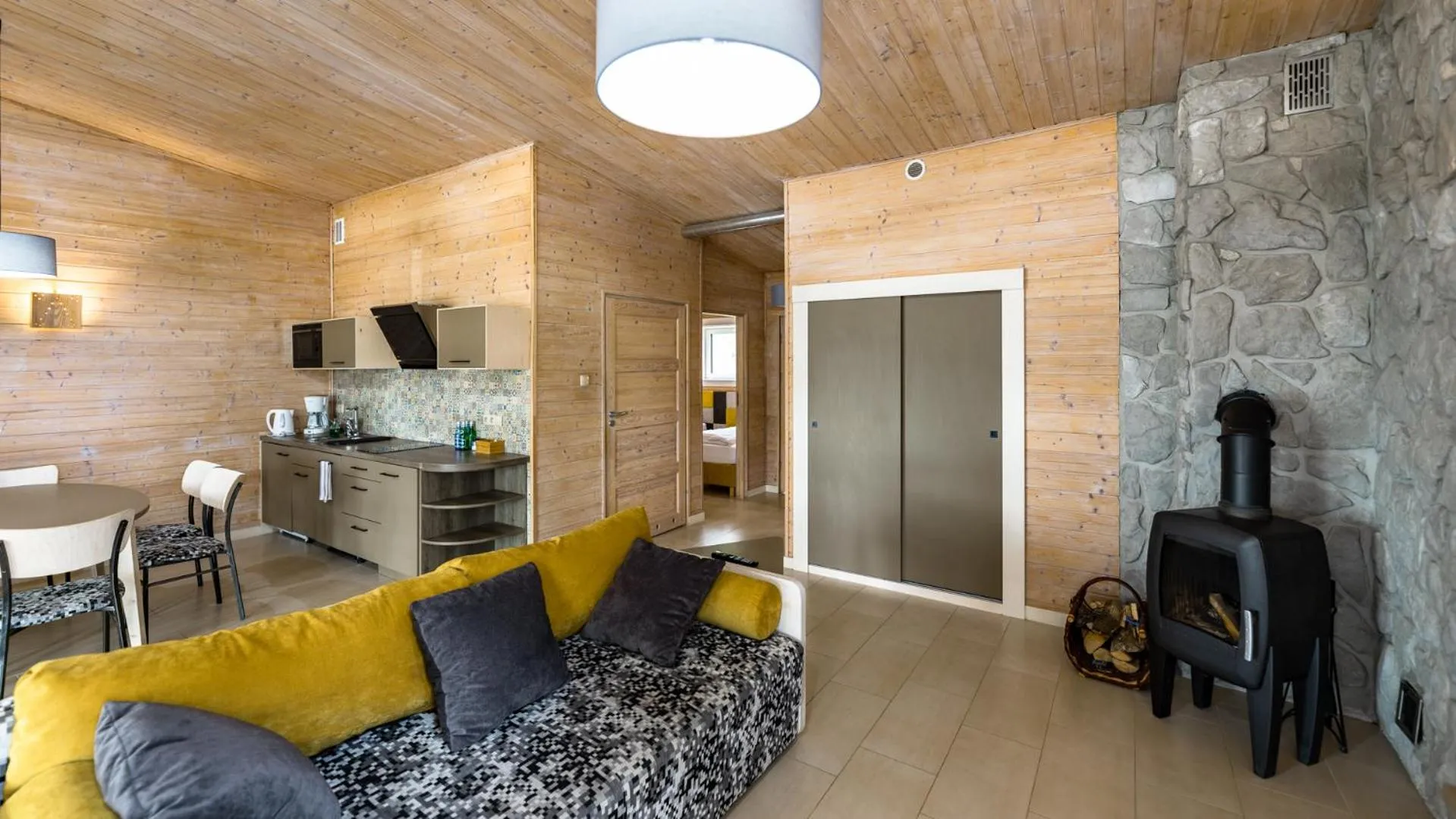 Kitchen or kitchenette in Stranda