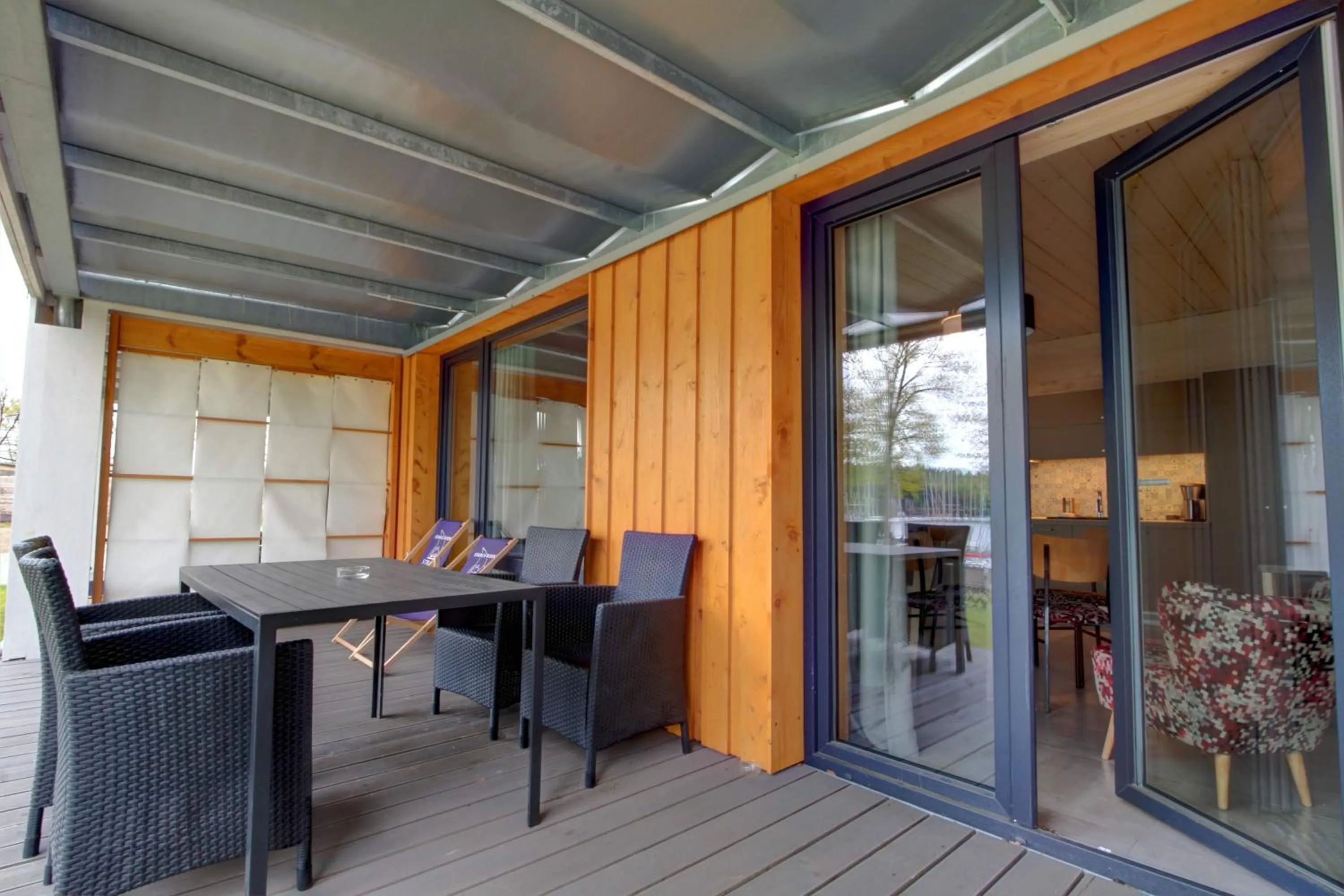 Facade/entrance in Stranda