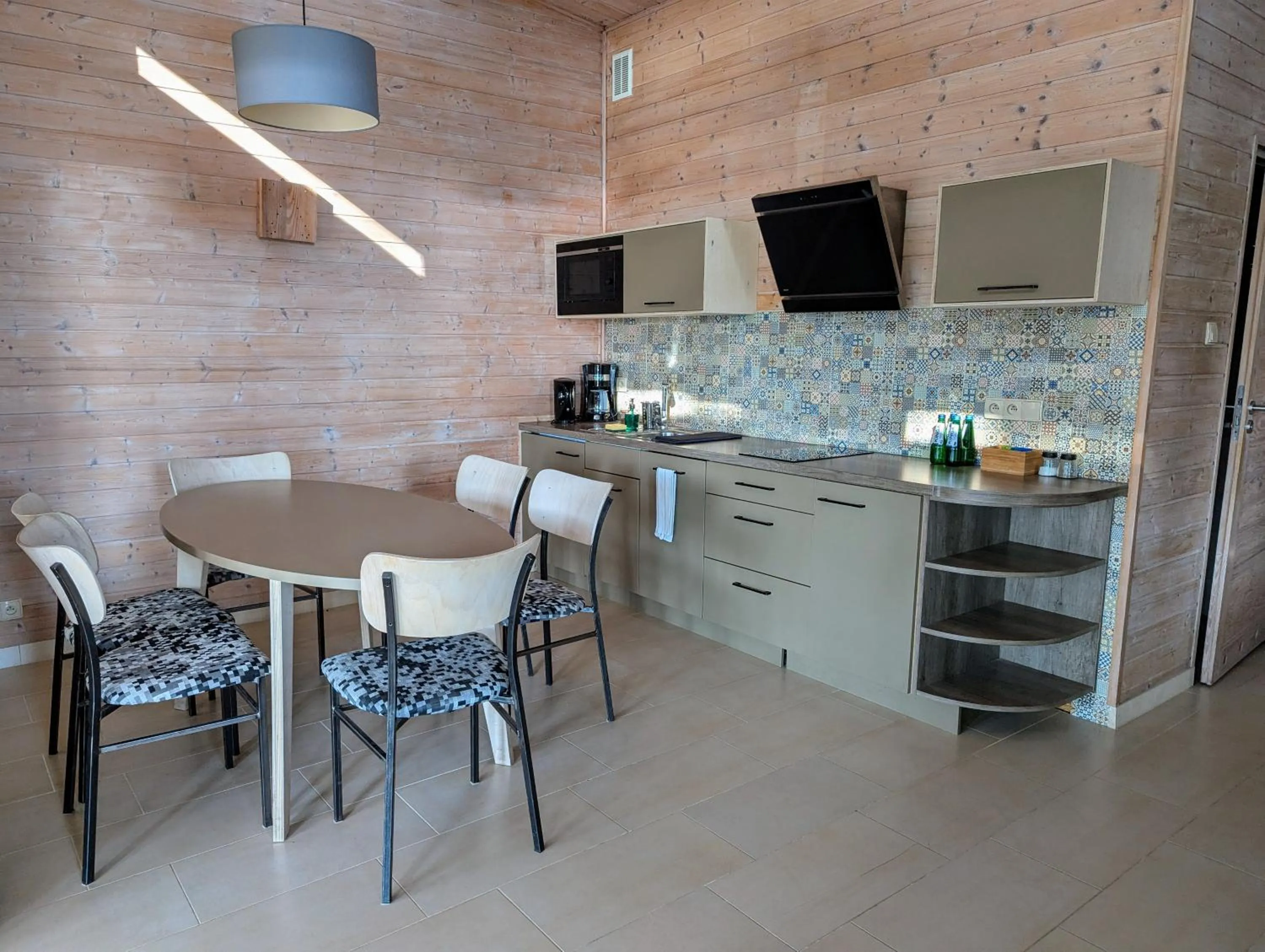 Kitchen or kitchenette in Stranda