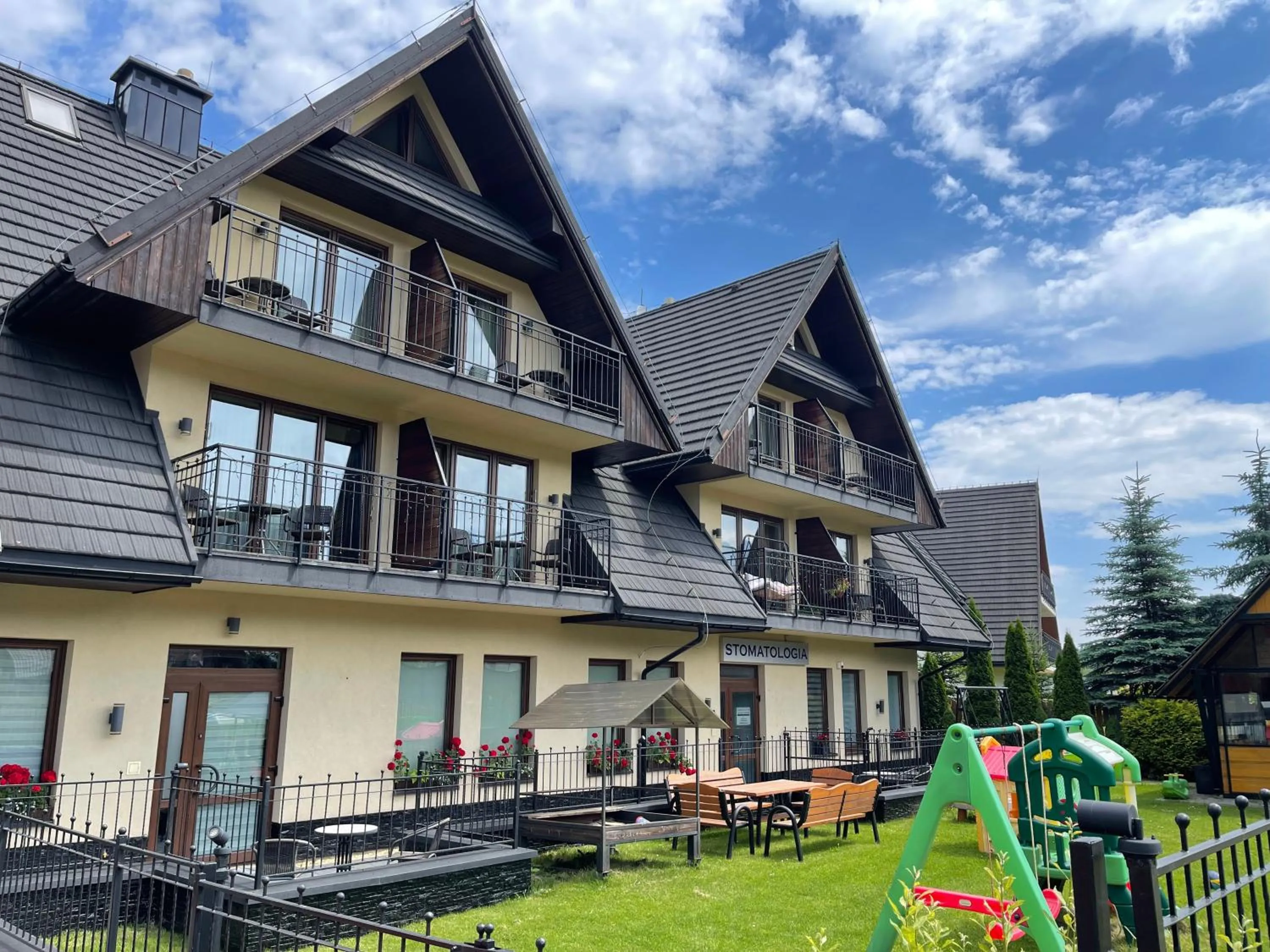 Property building in Apartamenty Viva Tatry